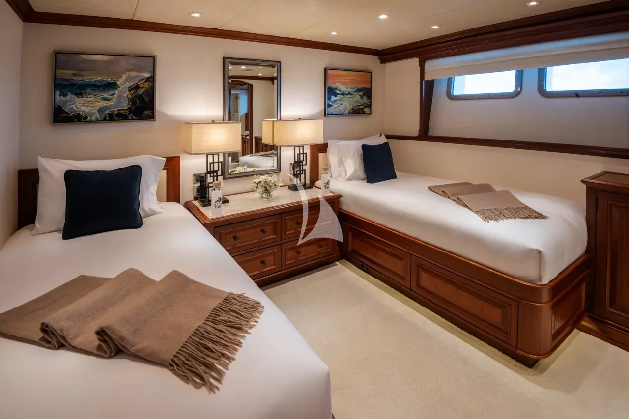 CROSSED SABRE Charter Yacht