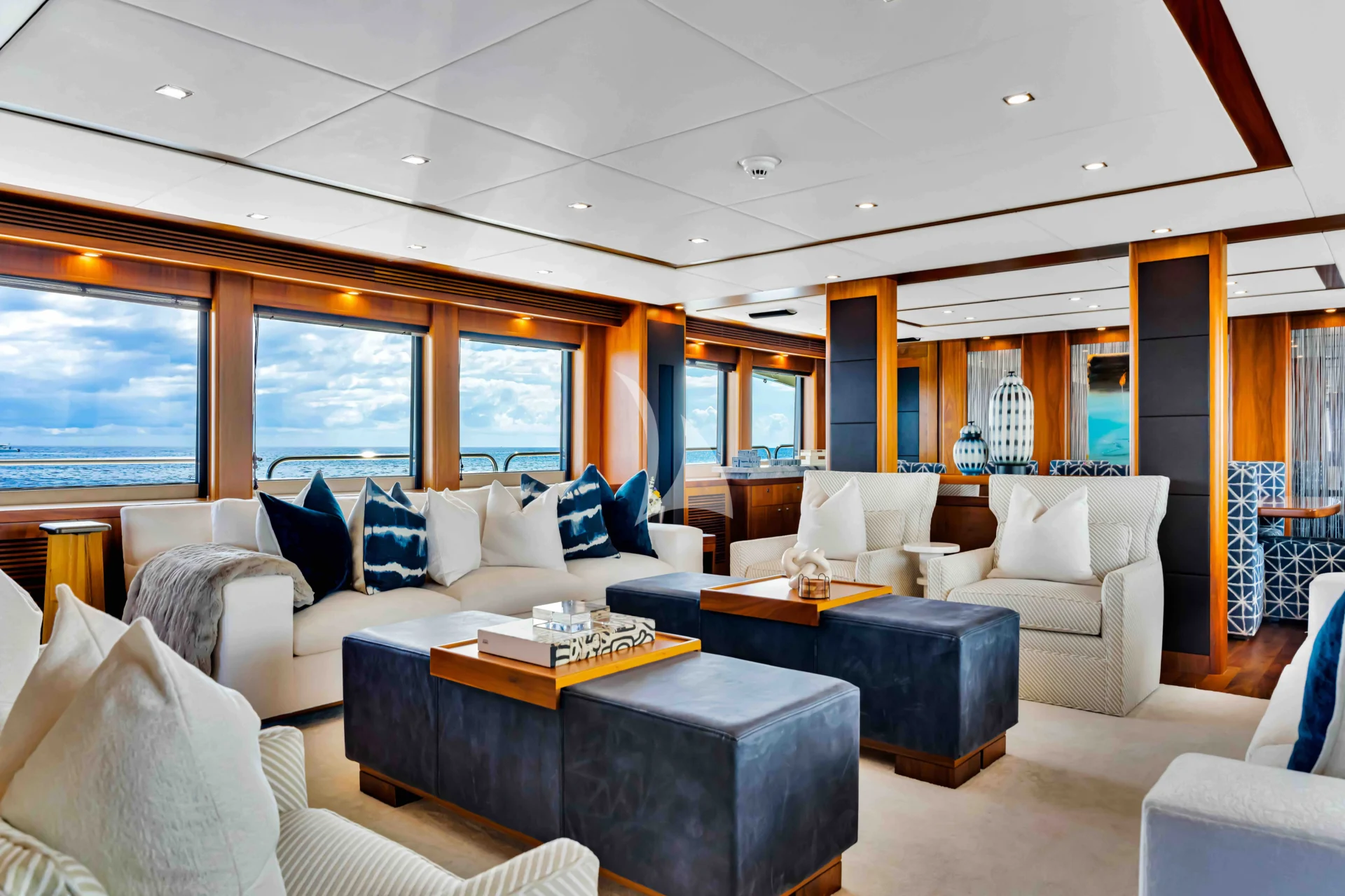 NATURAL 9 Charter Yacht
