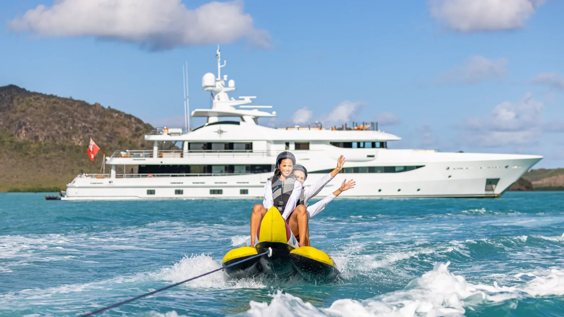 DEEP BLUE Charter Yacht