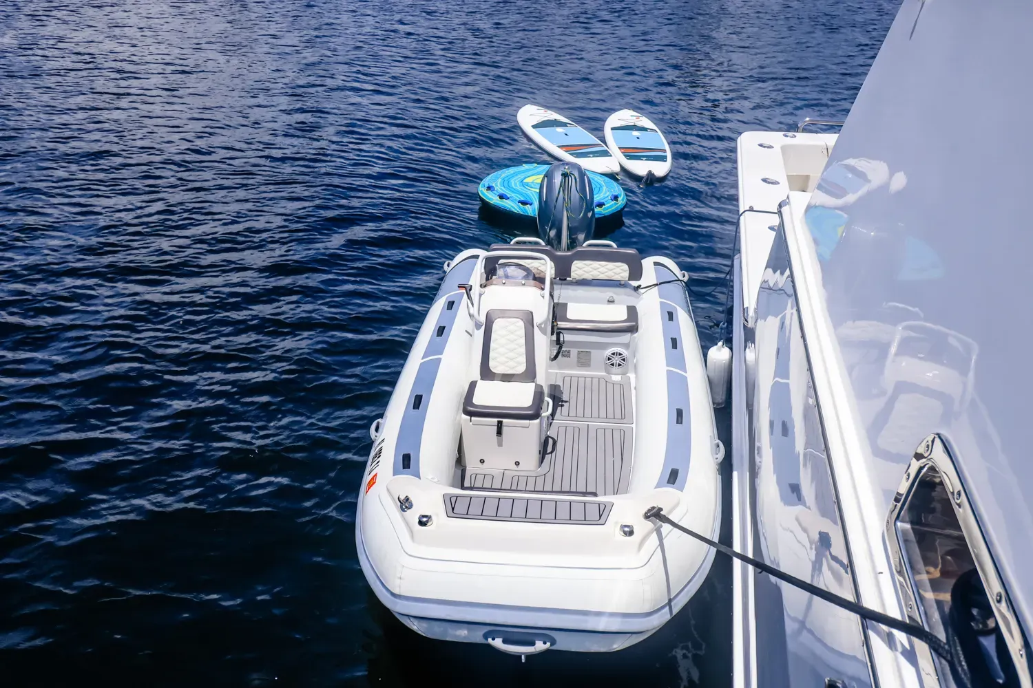 Andiamo Charter Yacht