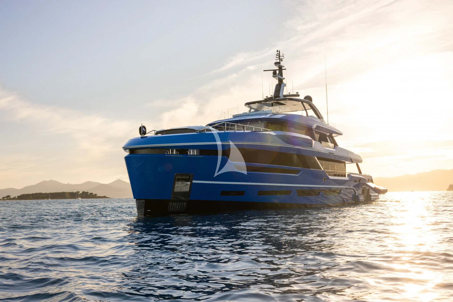SUI GENERIS Charter Yacht