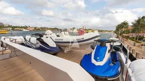 TANZANITE Charter Yacht