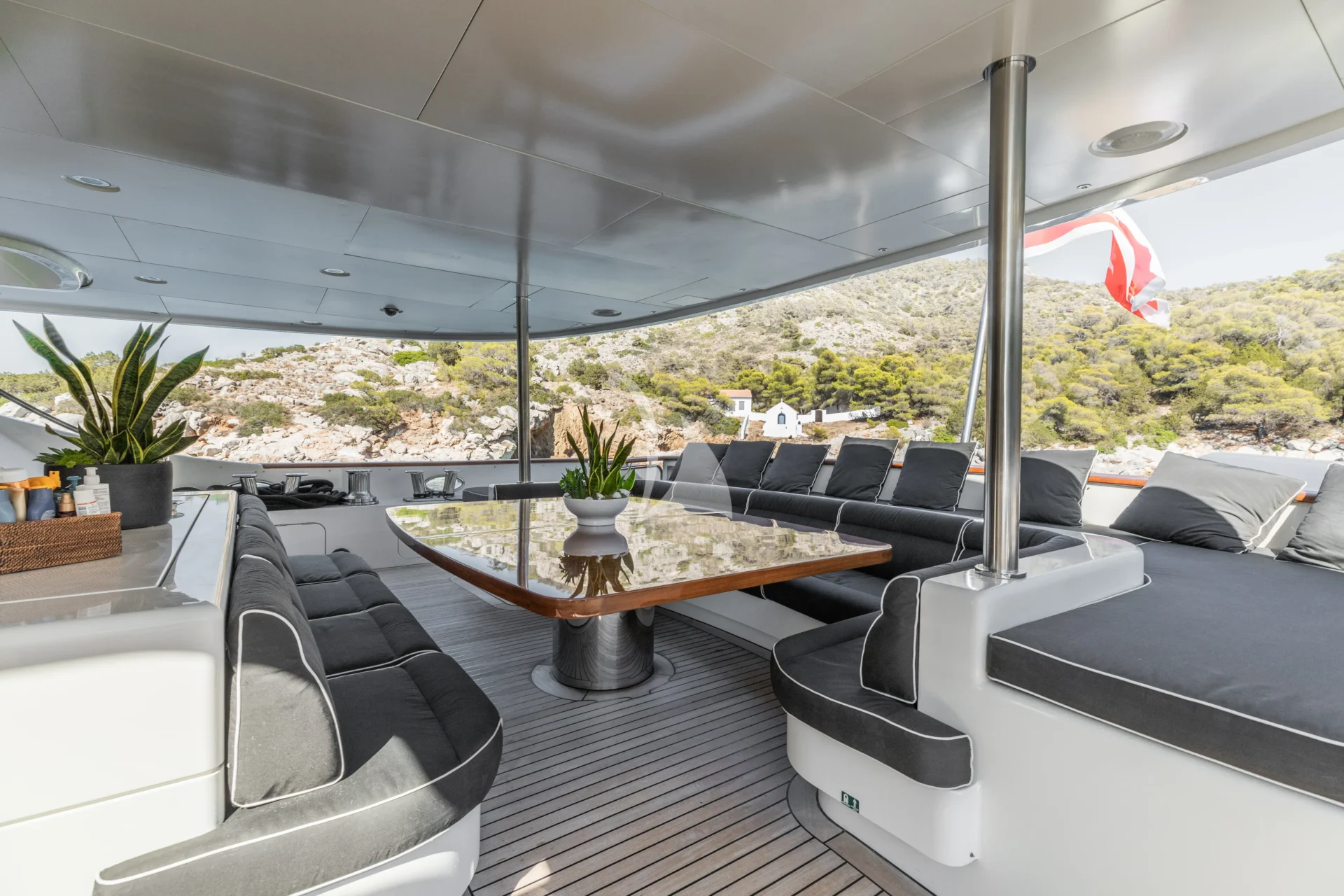 GHOST III Charter Yacht