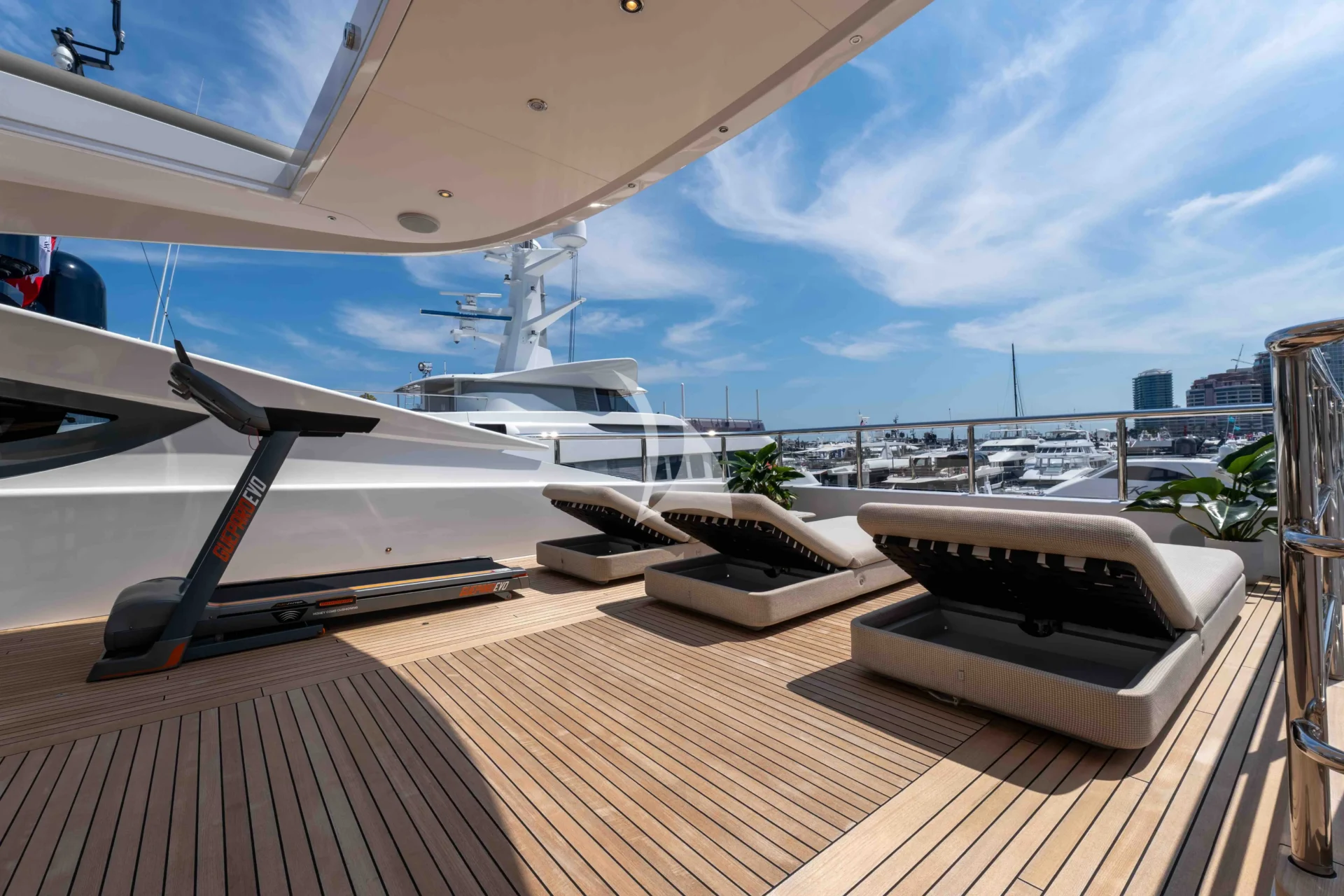 MINE GAMES Charter Yacht