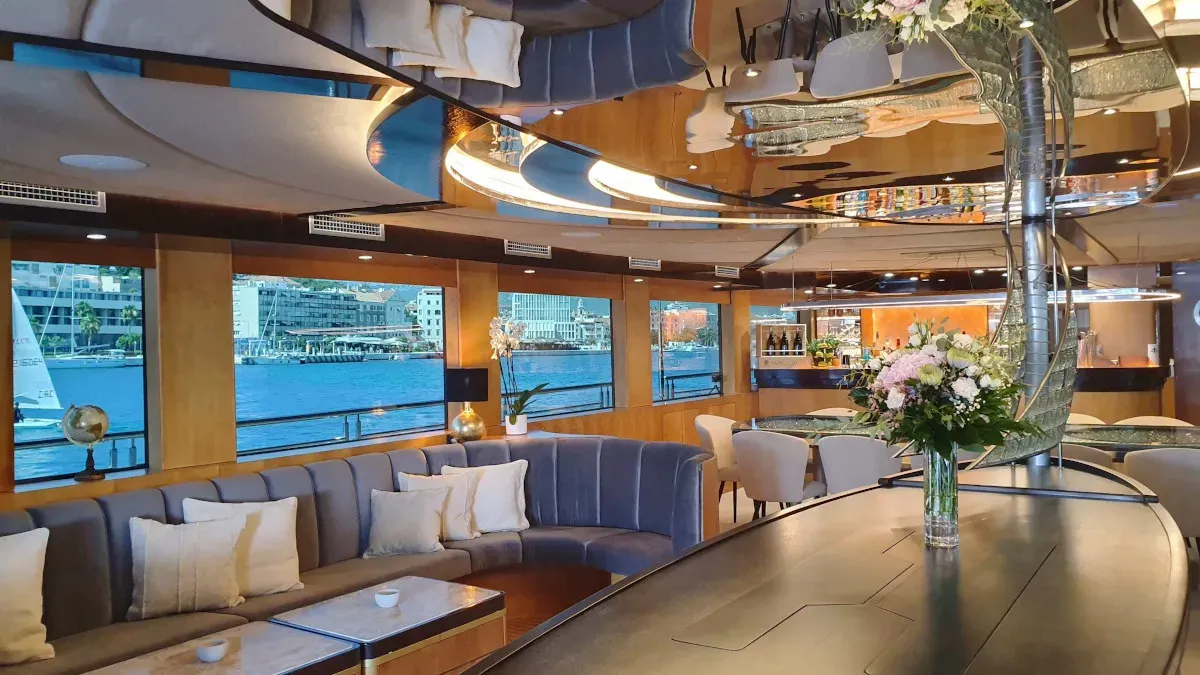 Life is Good Charter Yacht