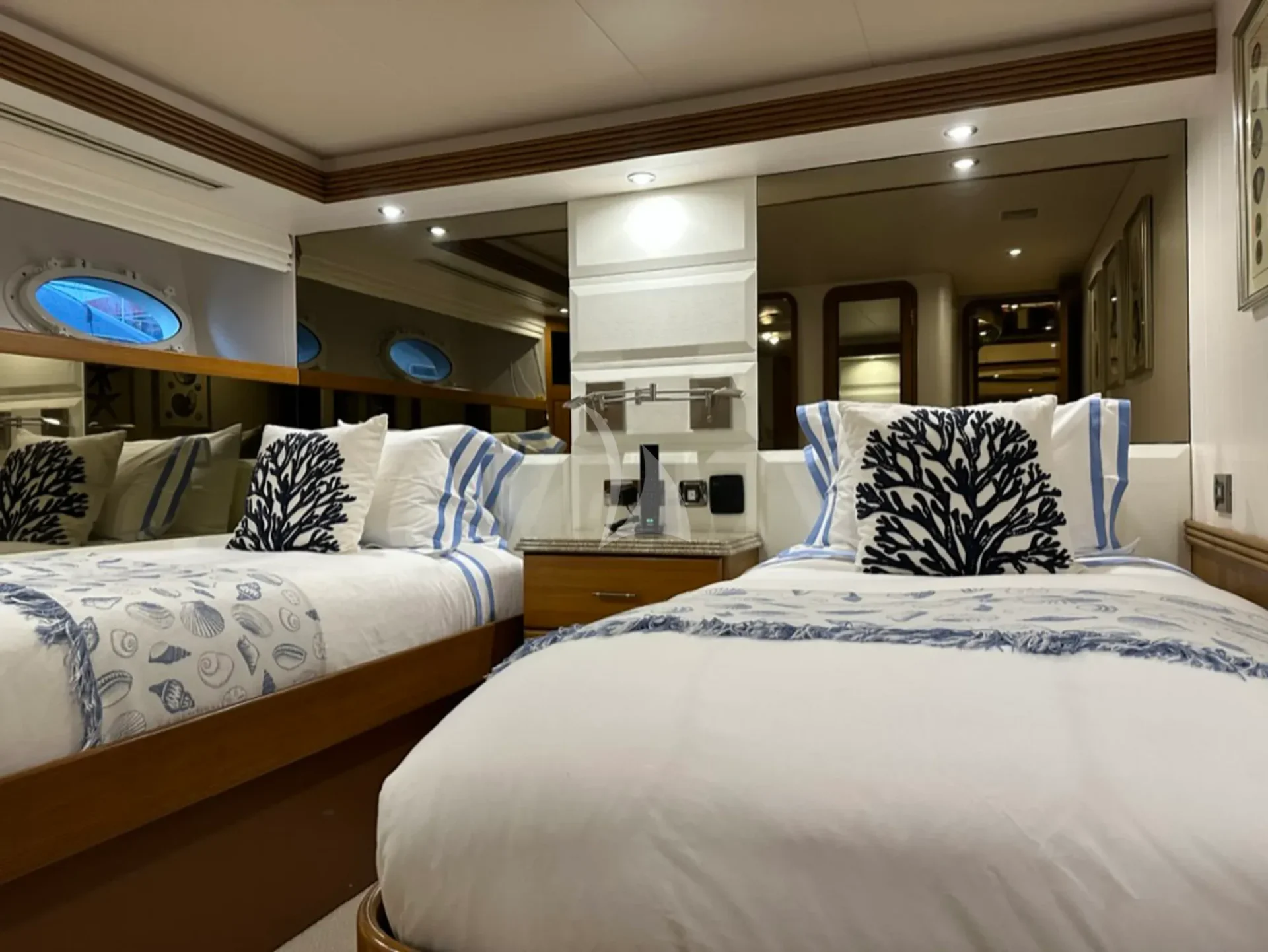 ISLAND GIRL Charter Yacht