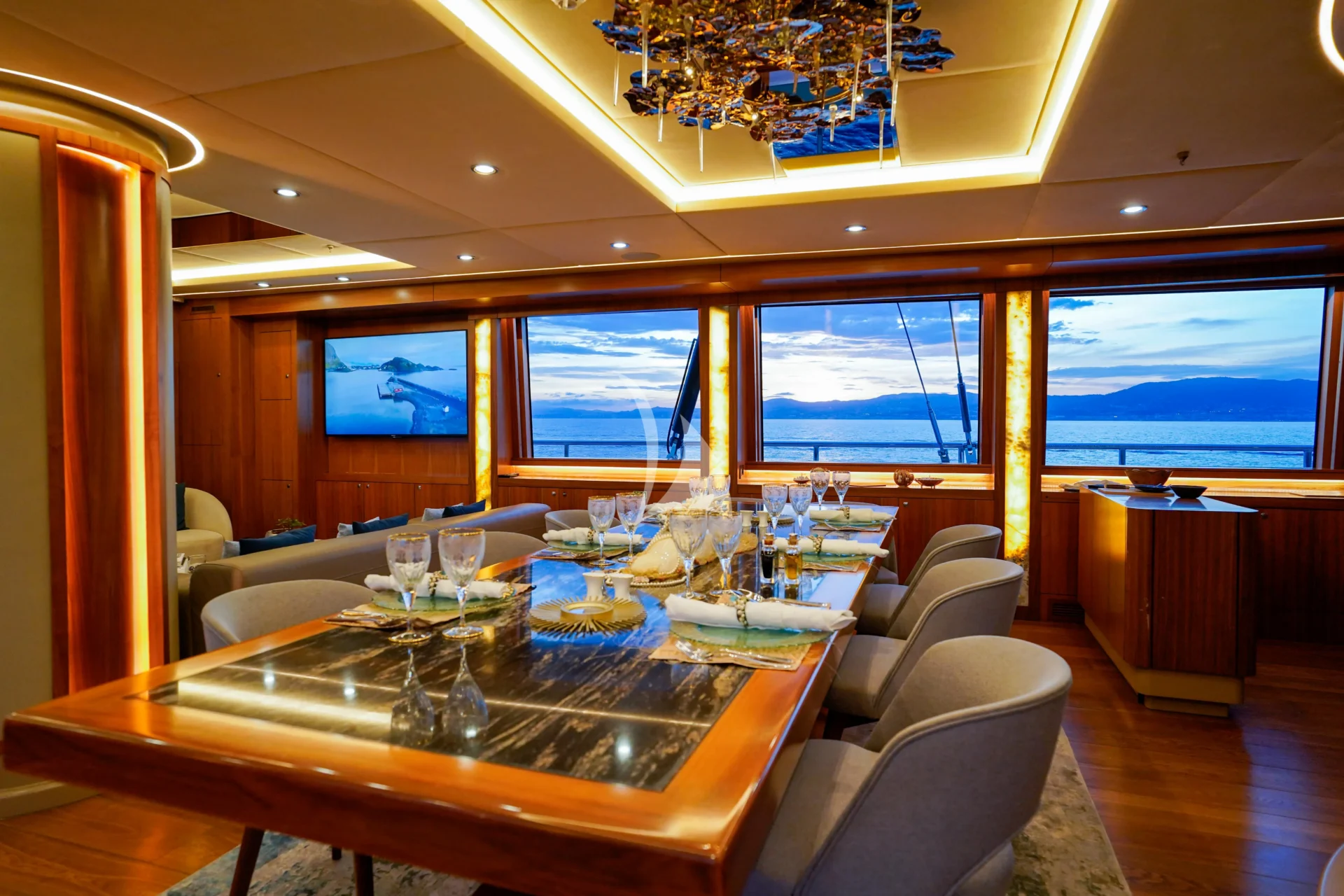 ARESTEAS Charter Yacht