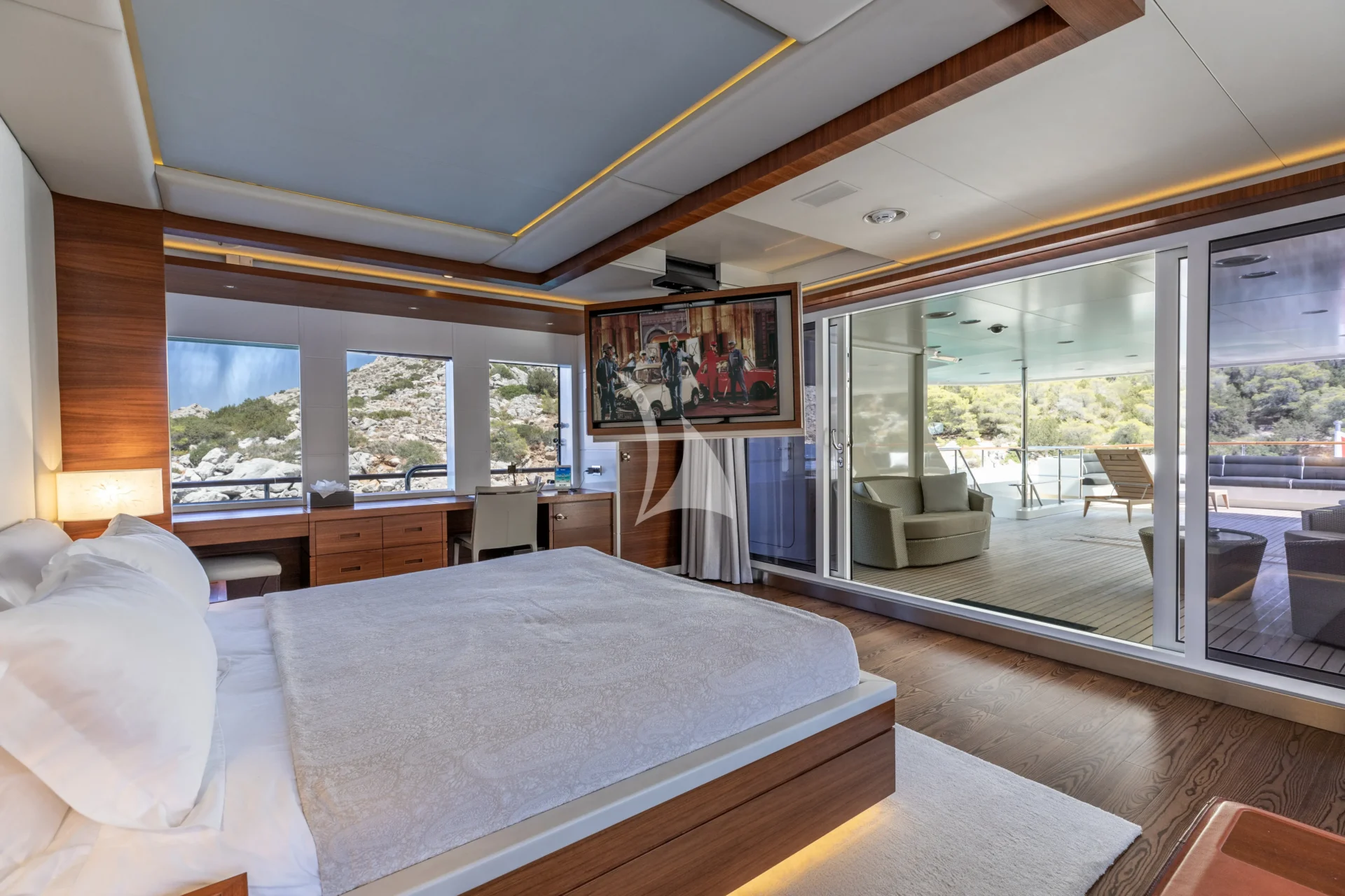 GHOST III Charter Yacht