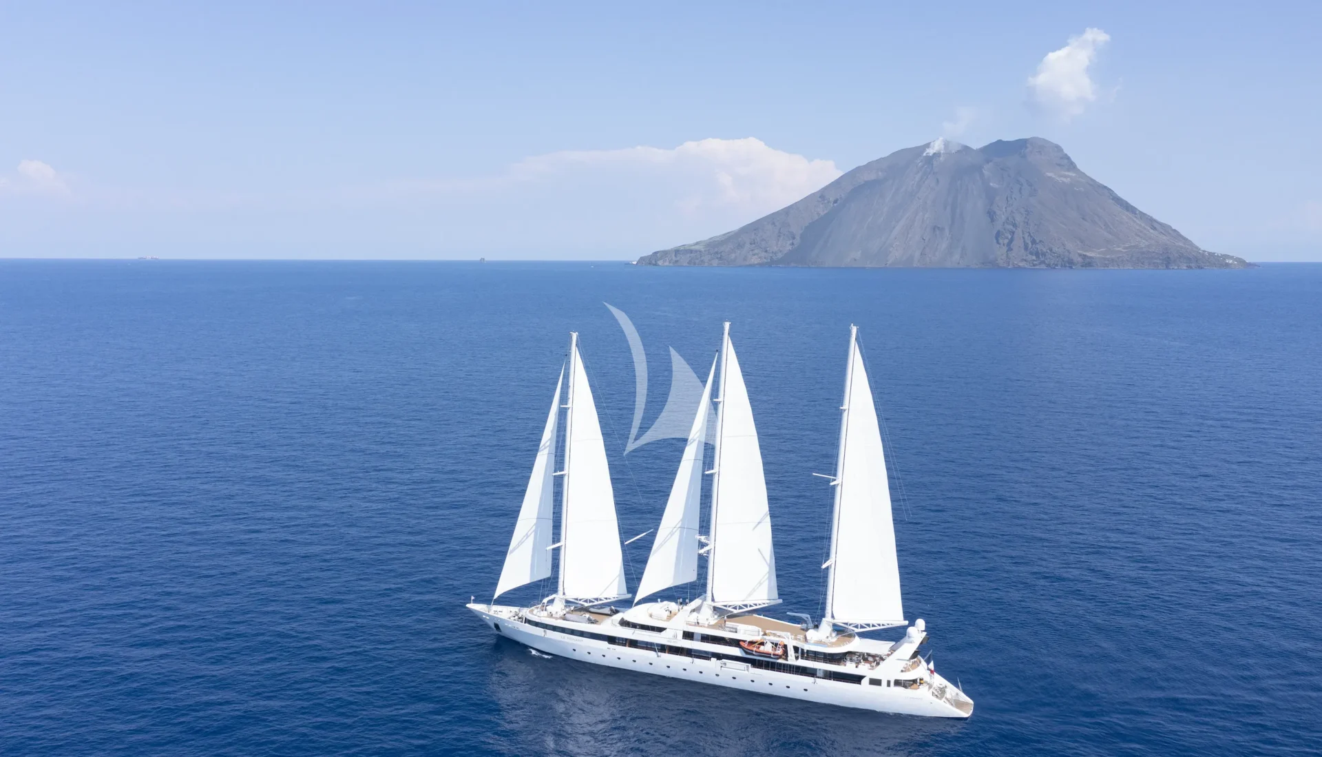 LE PONANT Charter Yacht