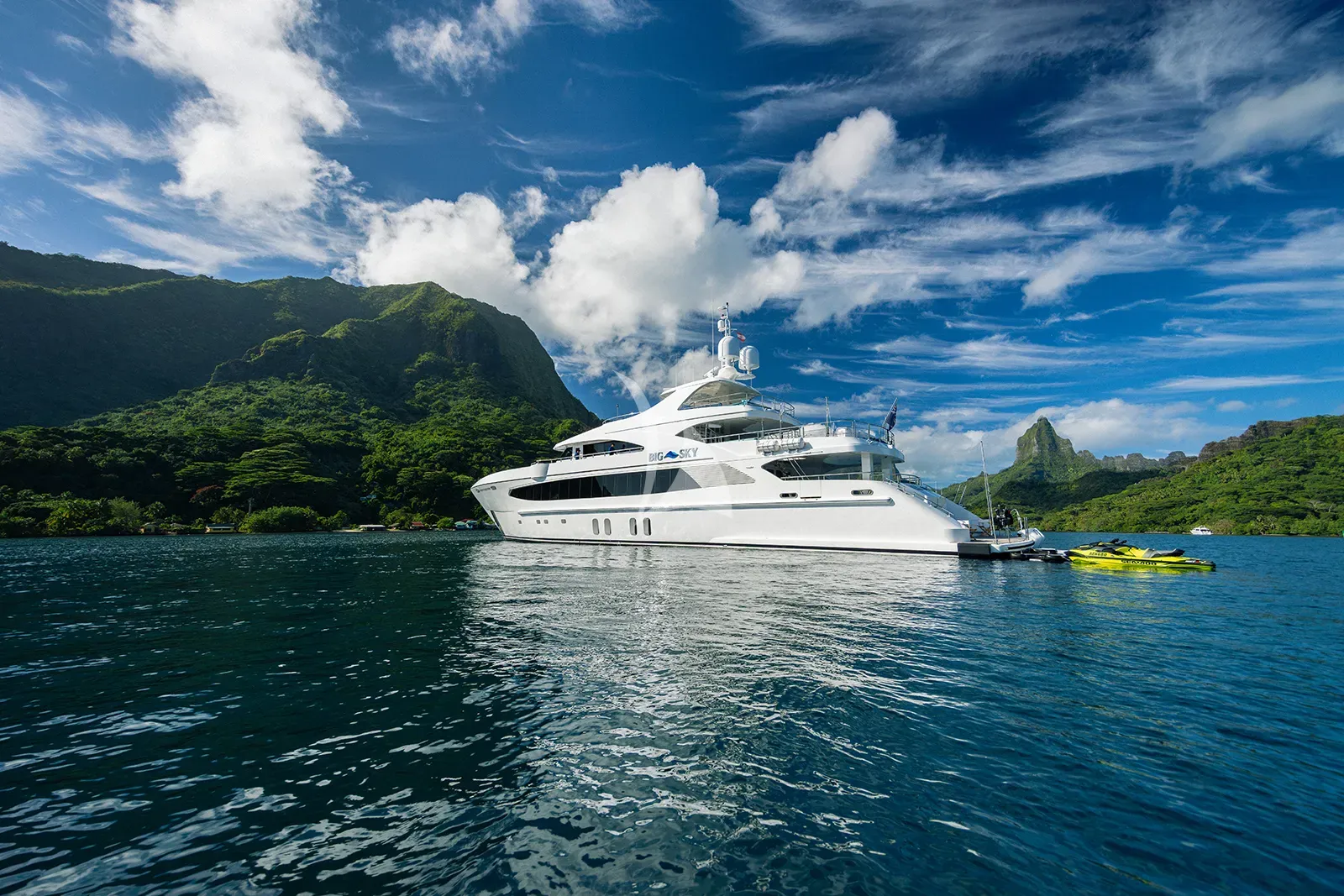 BIG SKY Charter Yacht