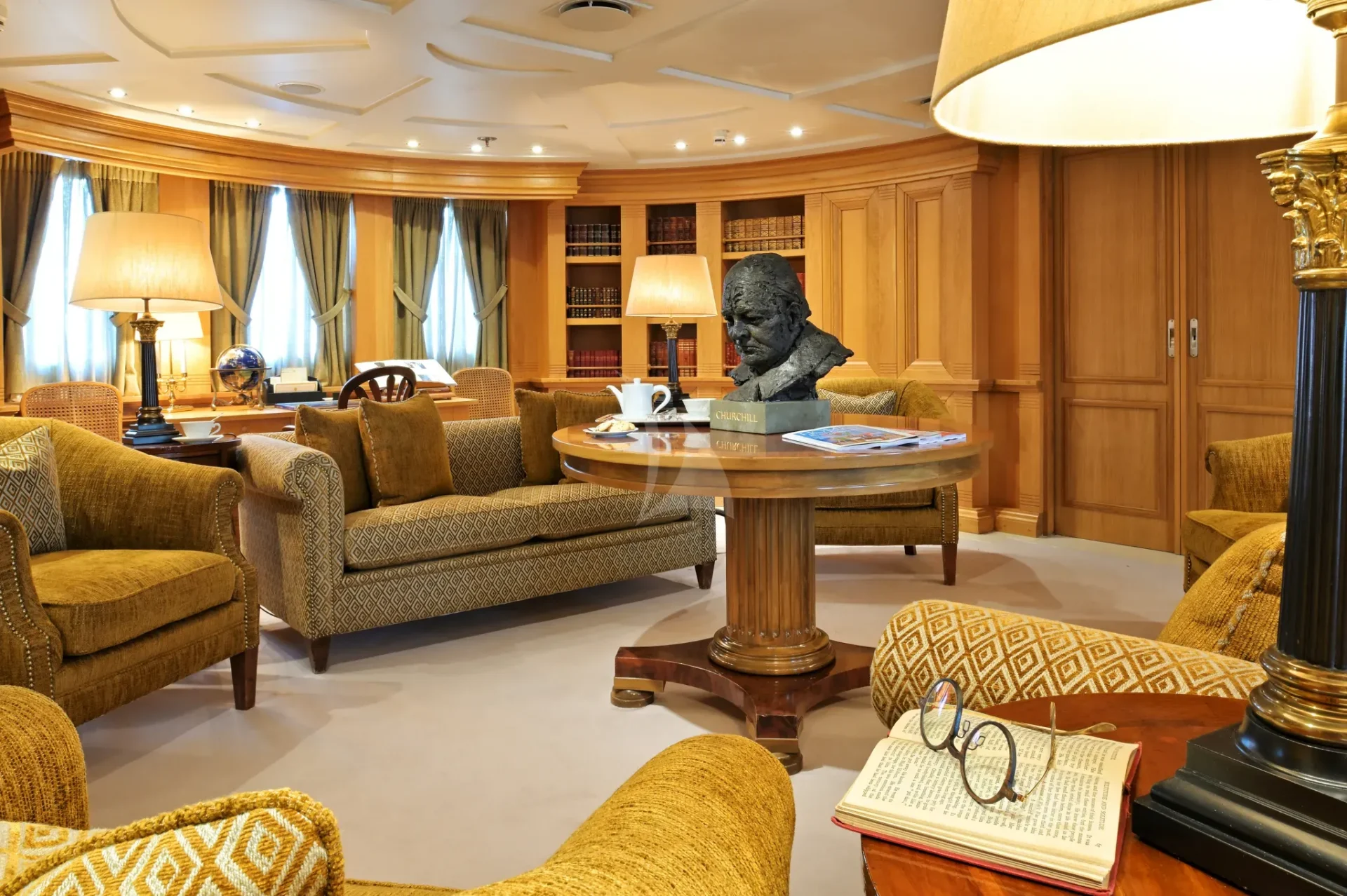 CHRISTINA O Charter Yacht