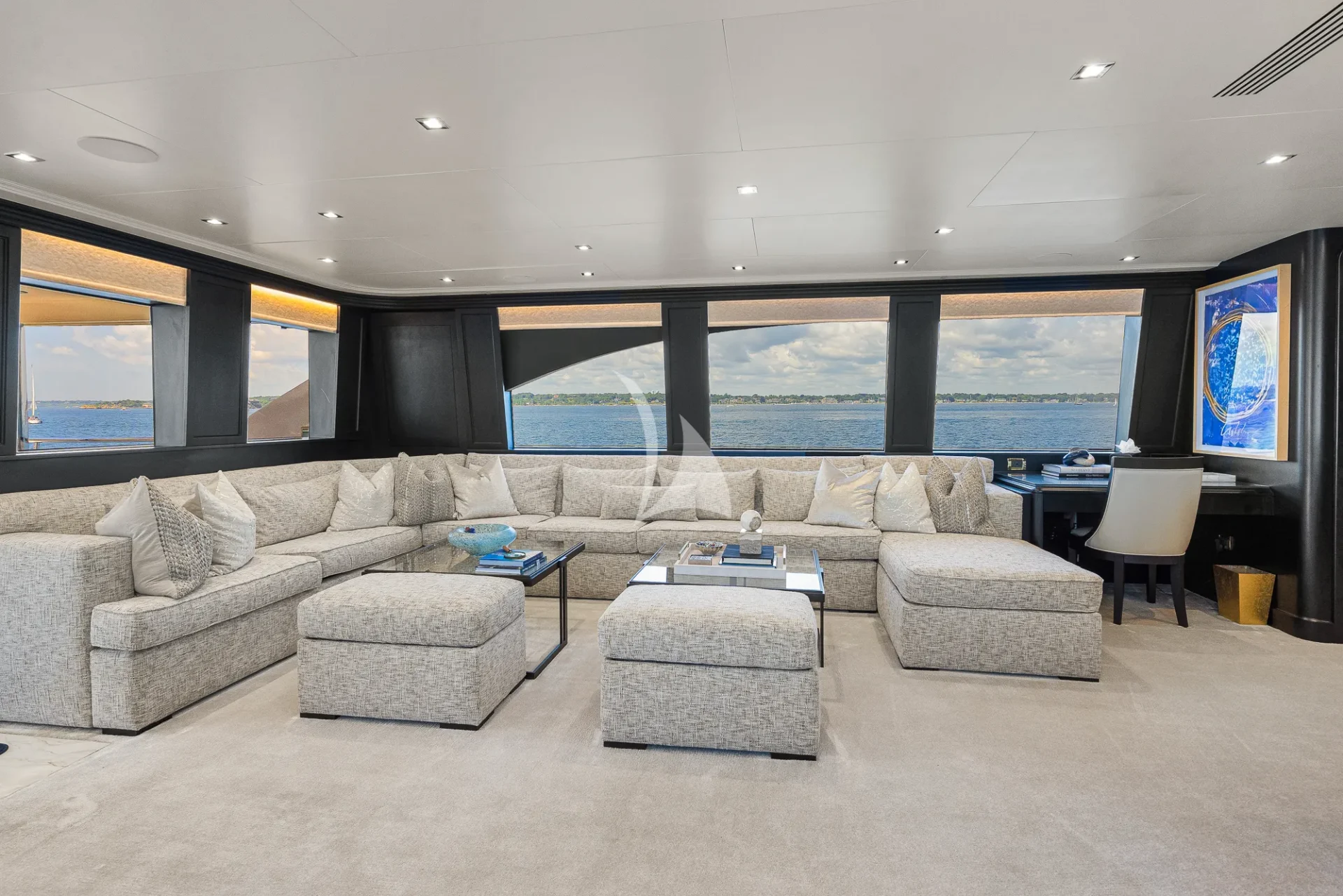 TANZANITE Charter Yacht