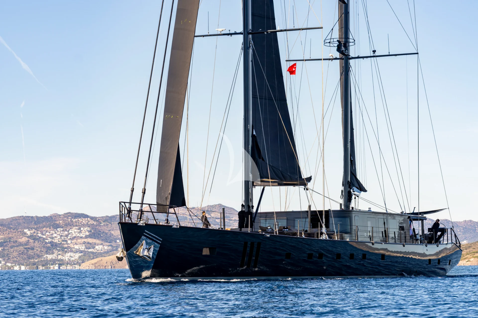 SEVEN Charter Yacht
