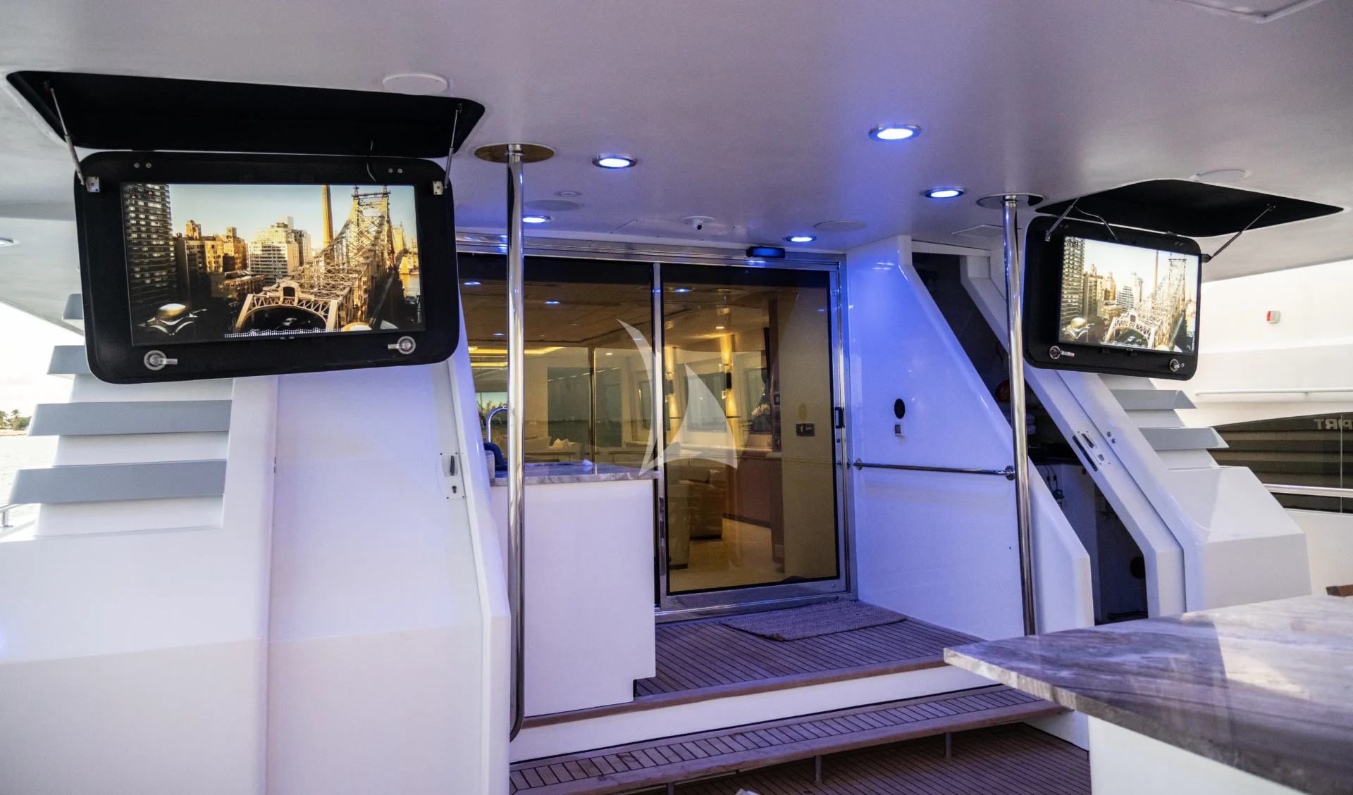 MARY KATHLENE Charter Yacht