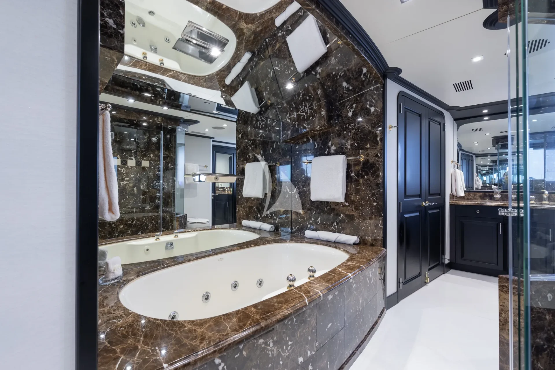 TANZANITE Charter Yacht