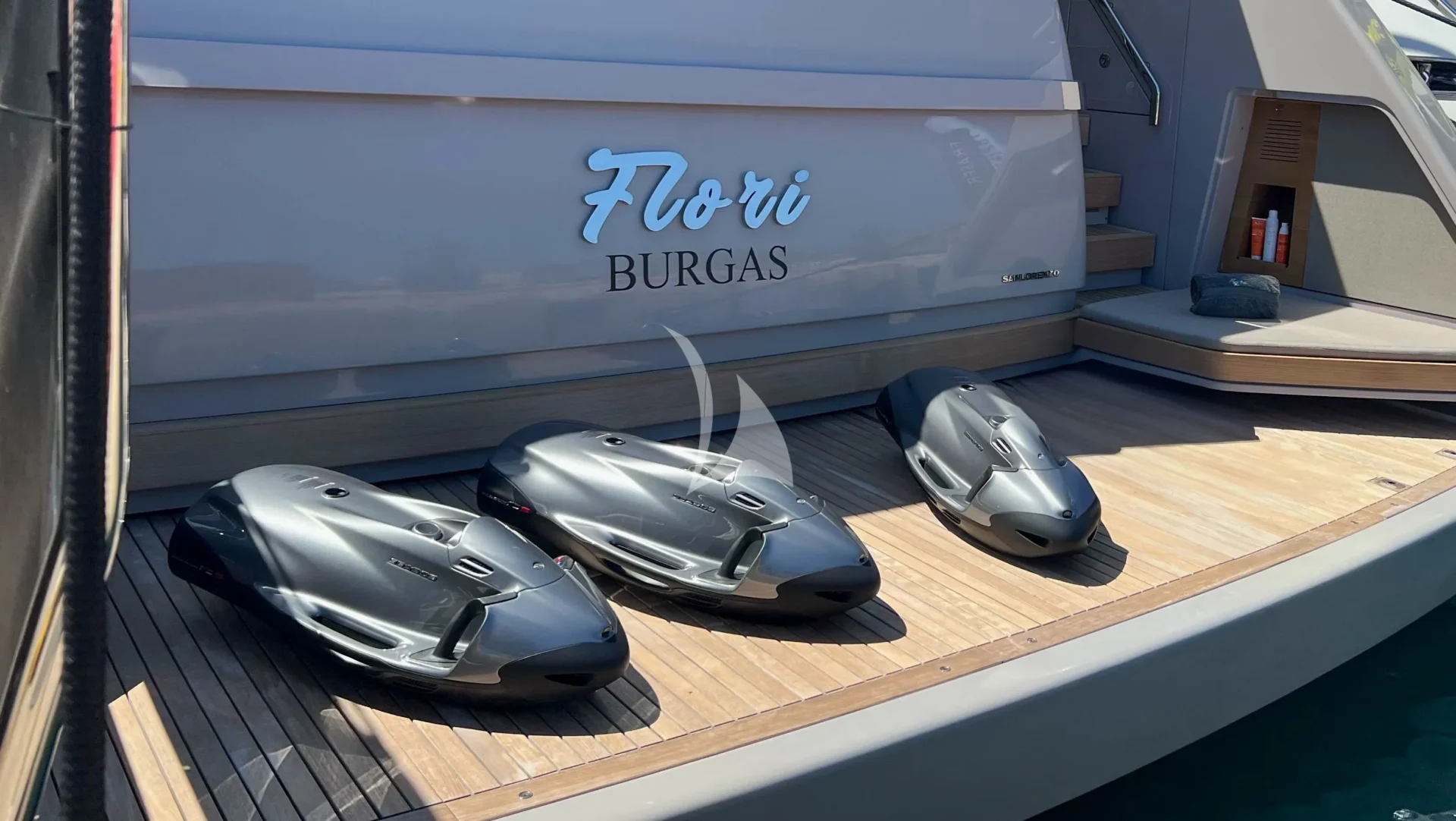 FLORI Charter Yacht