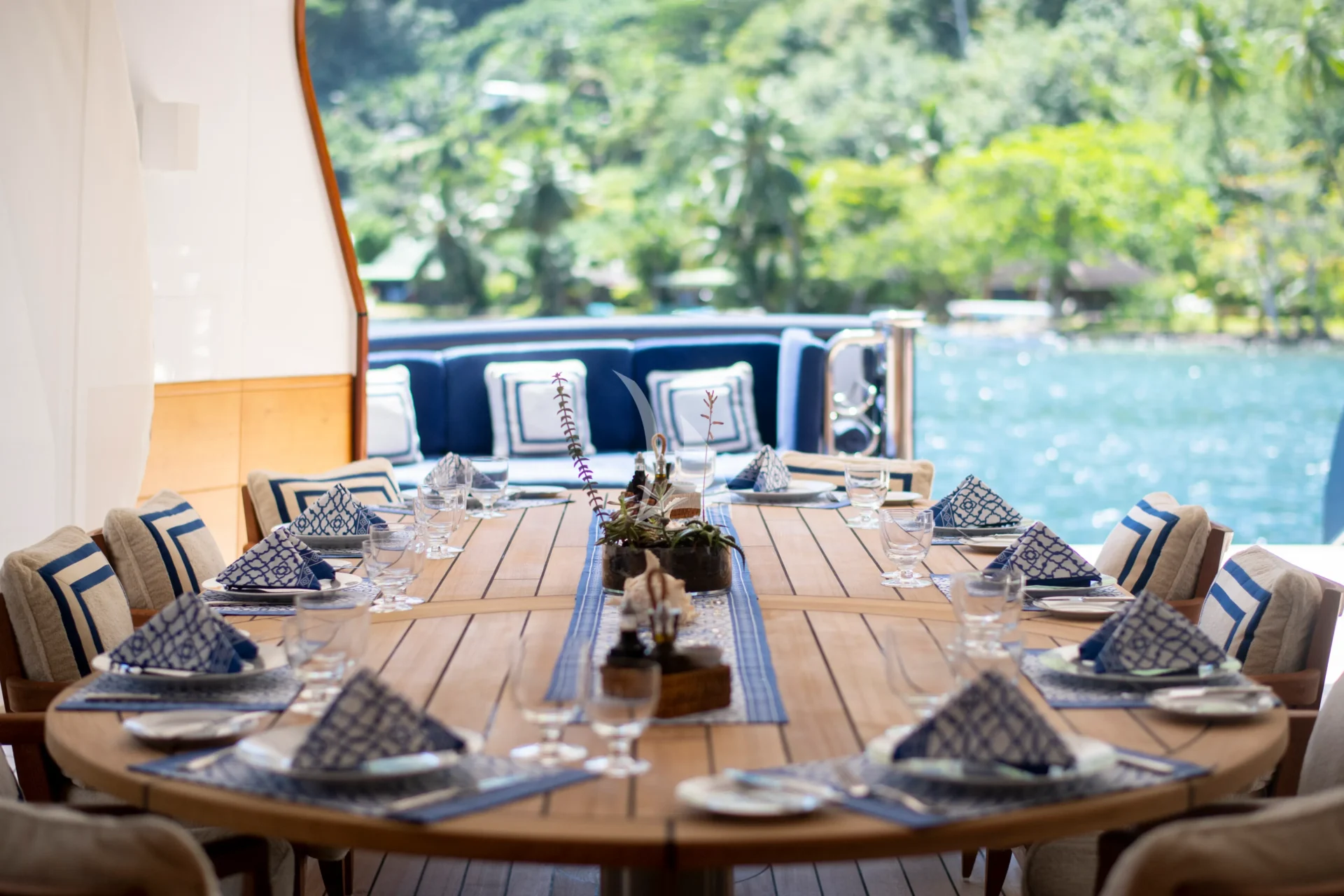 ARCTIC Charter Yacht