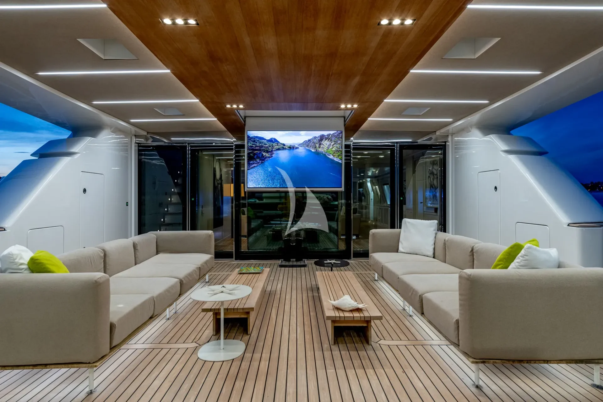 SPIRIT OF THE C'S Charter Yacht