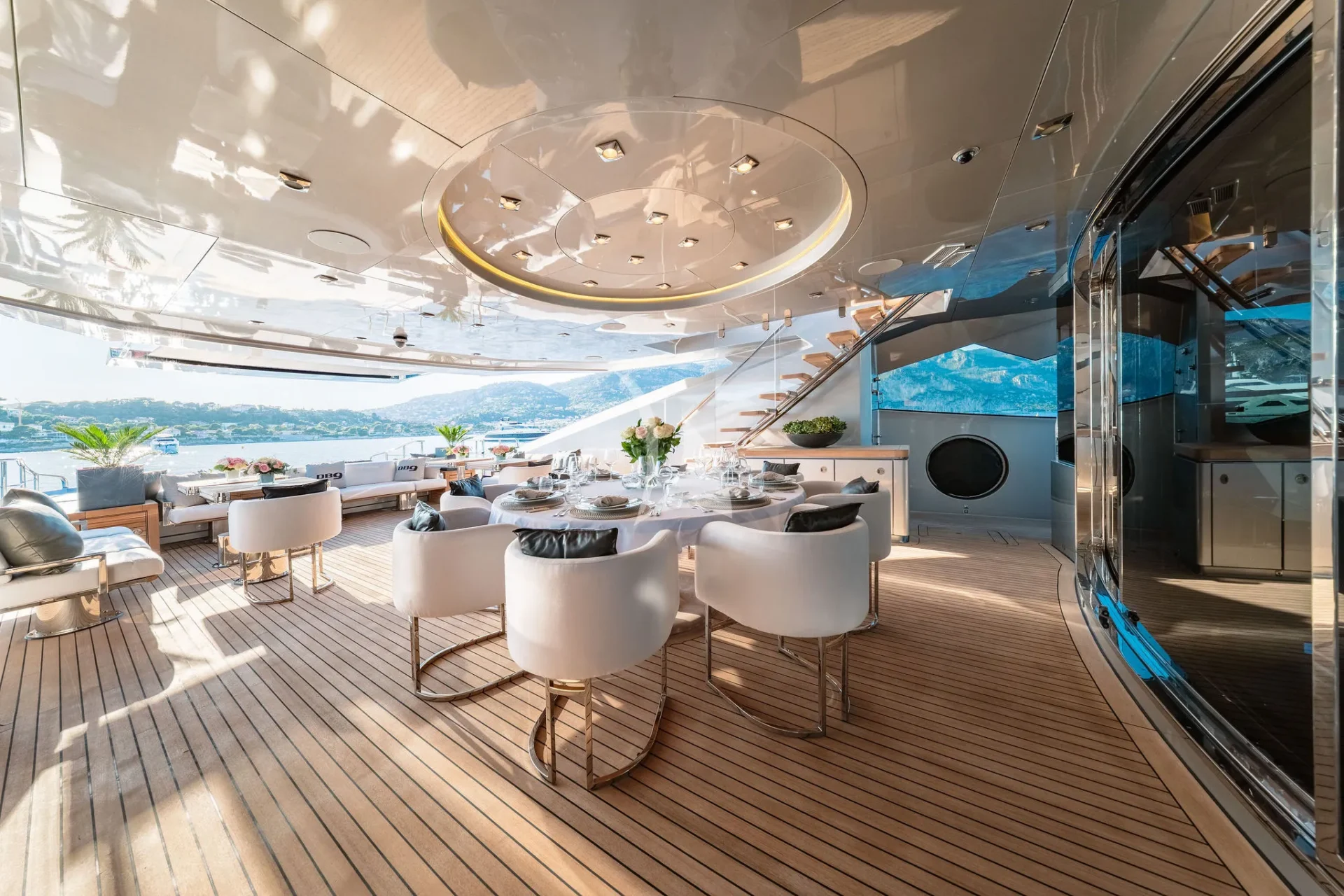 DB9 Charter Yacht