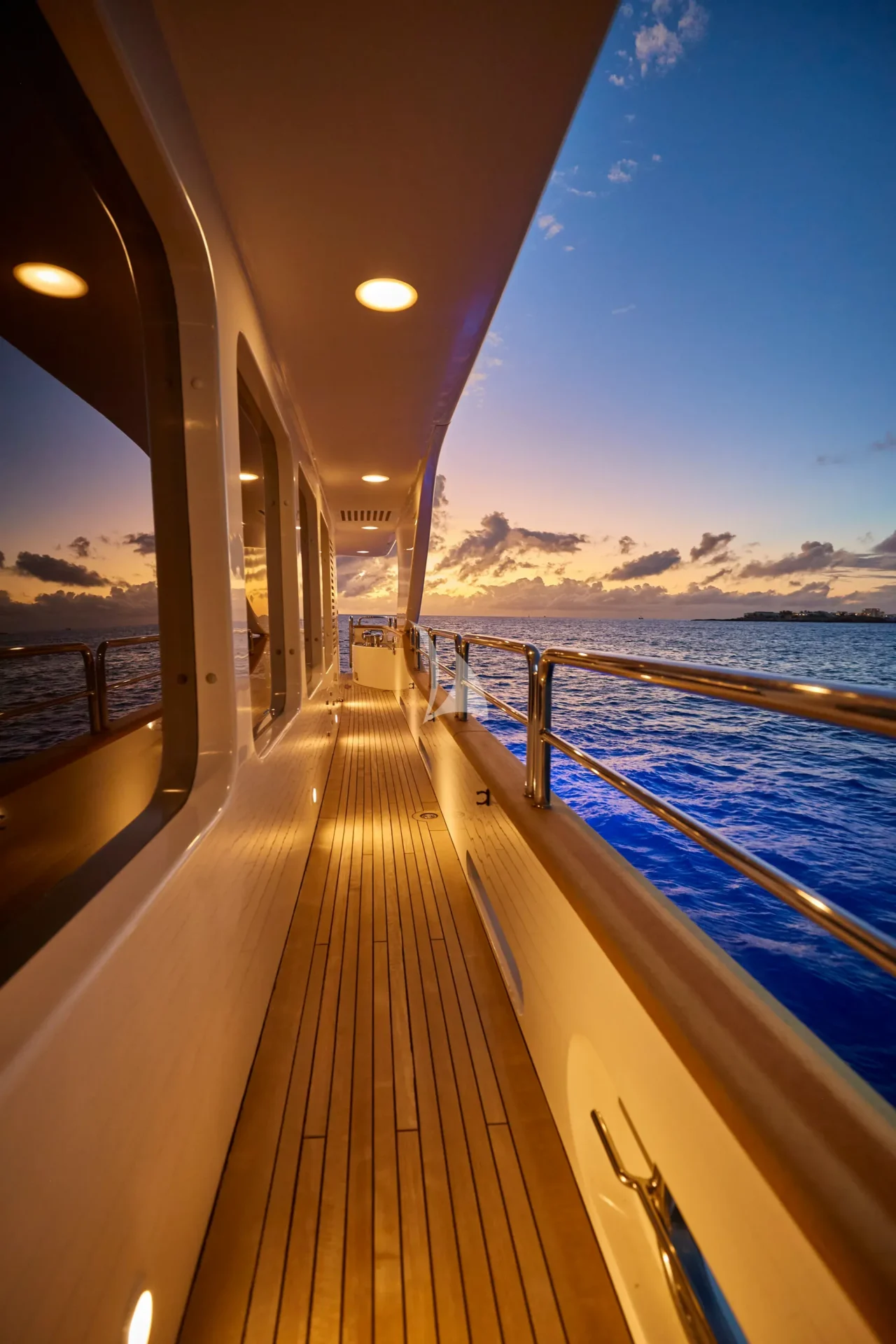 MAMMA MIA Charter Yacht