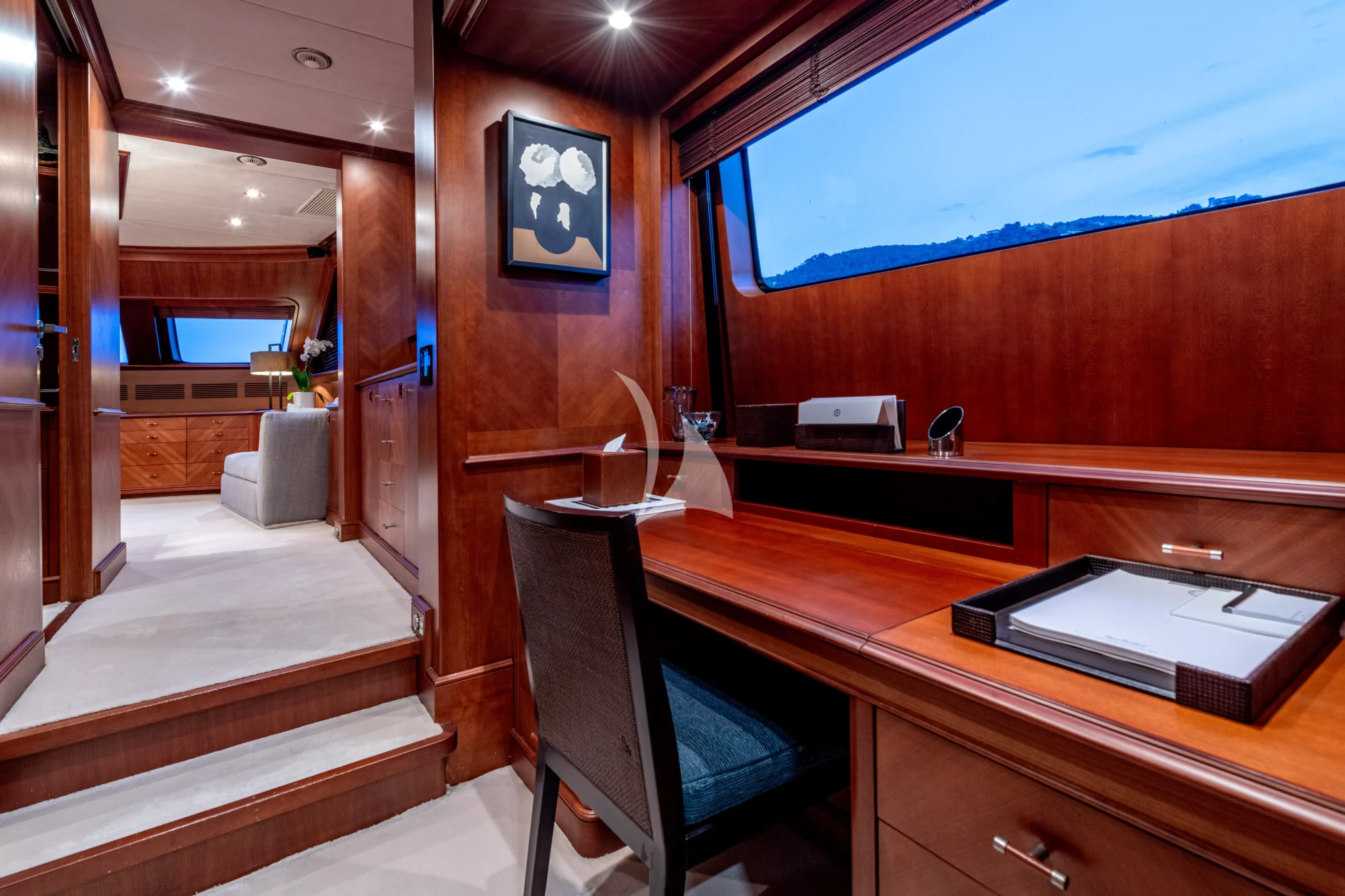 SEA BLUEZ Charter Yacht