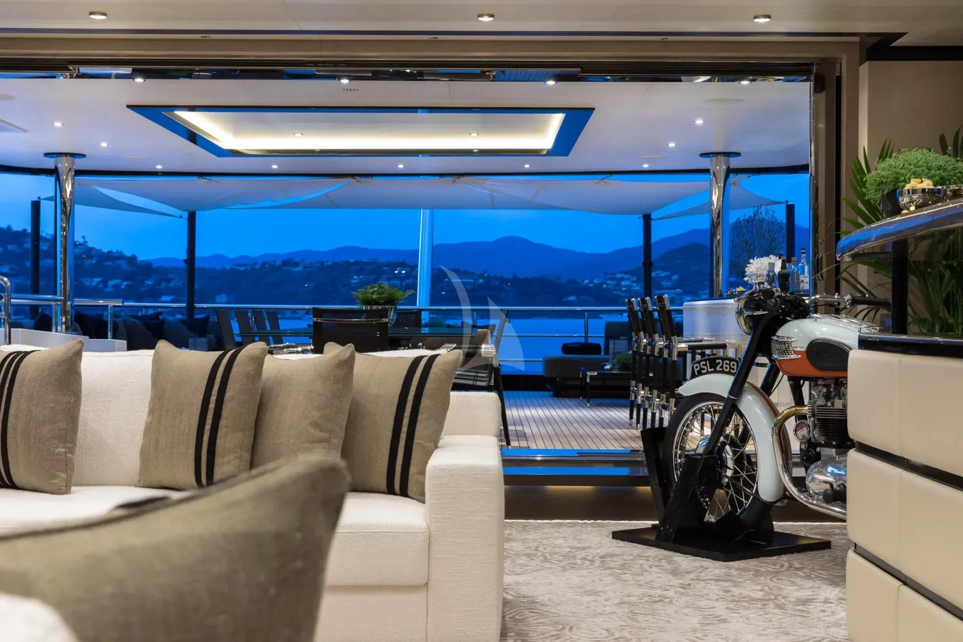 TRIUMPH Charter Yacht