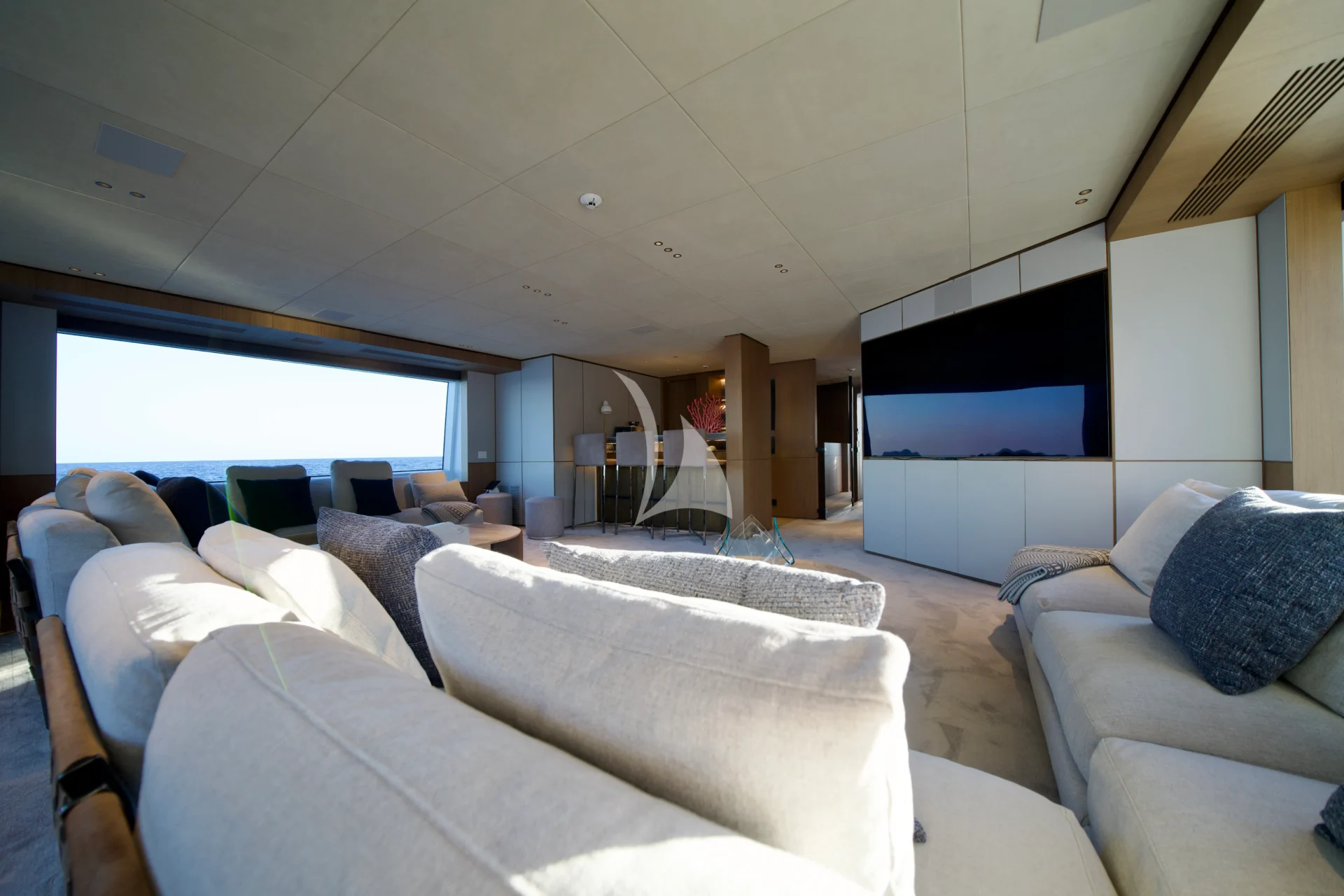 COSMICO Charter Yacht