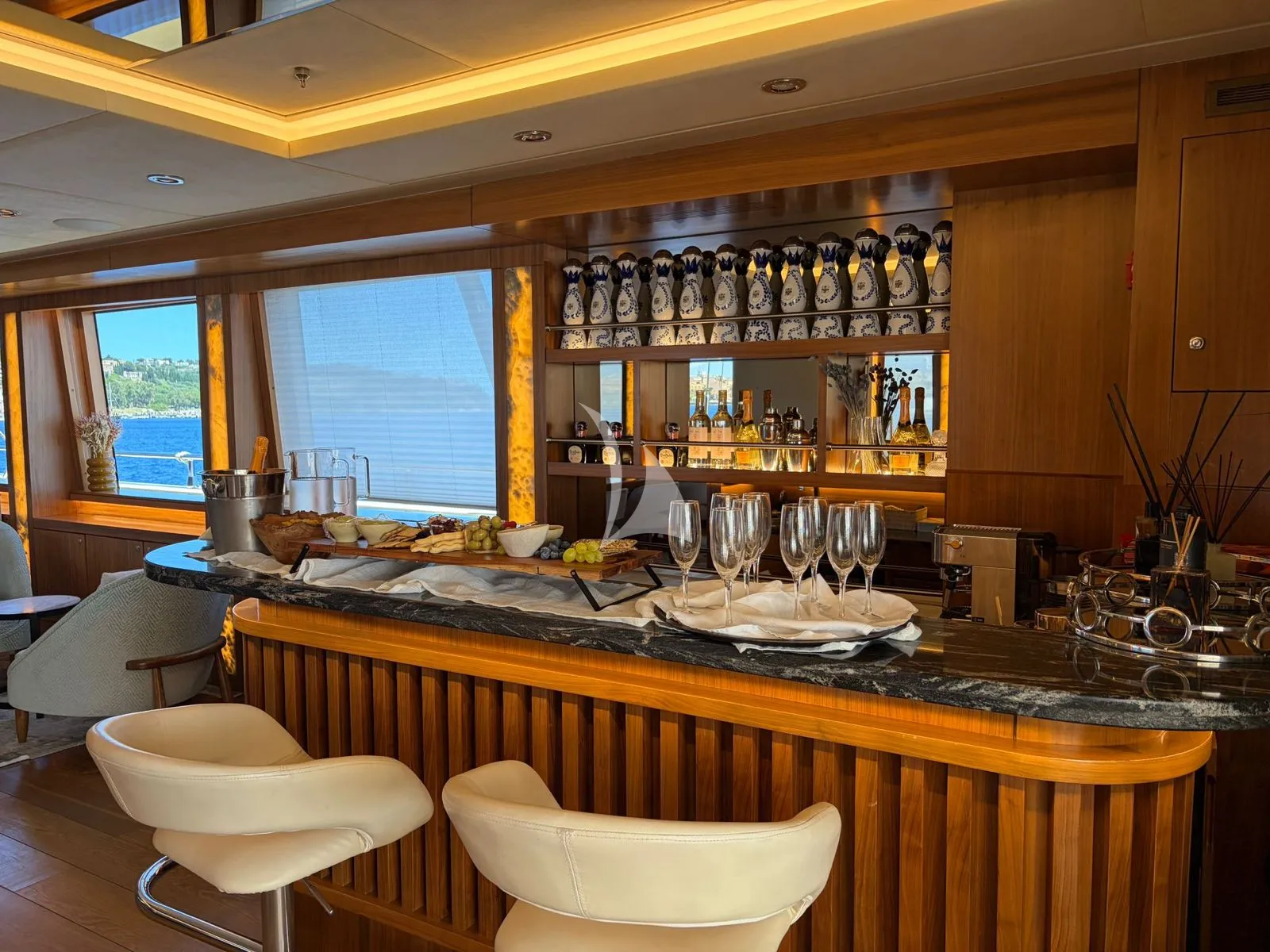 ARESTEAS Charter Yacht