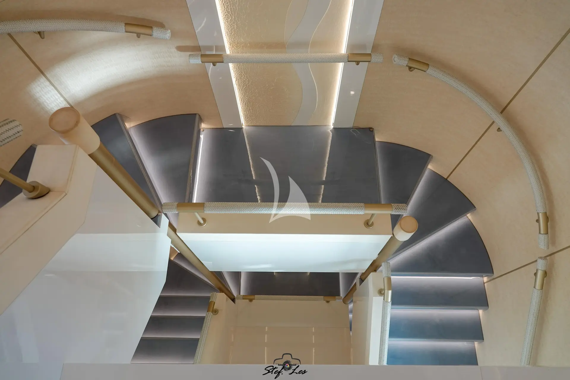 CORAL OCEAN Charter Yacht