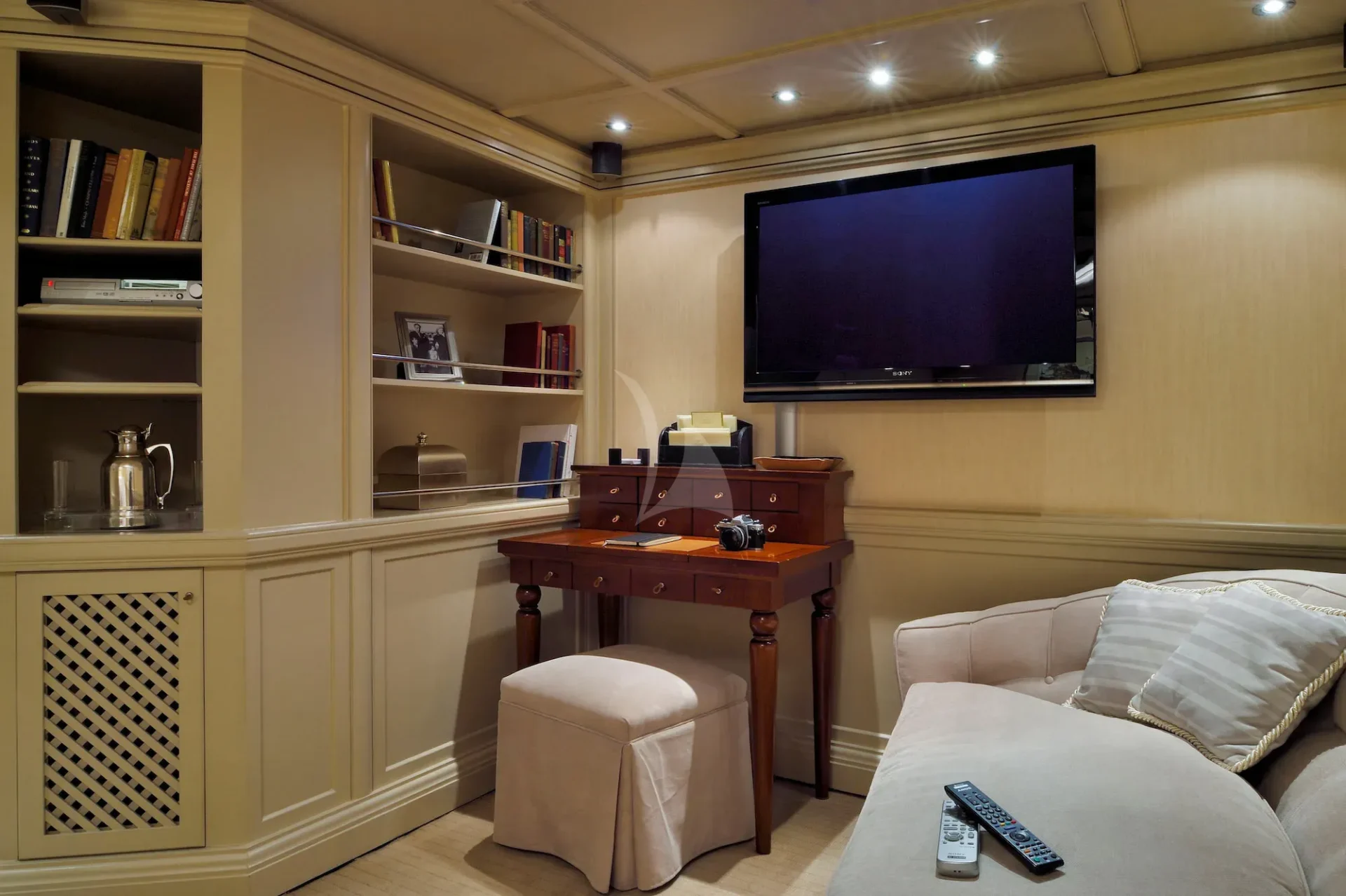 CHRISTINA O Charter Yacht