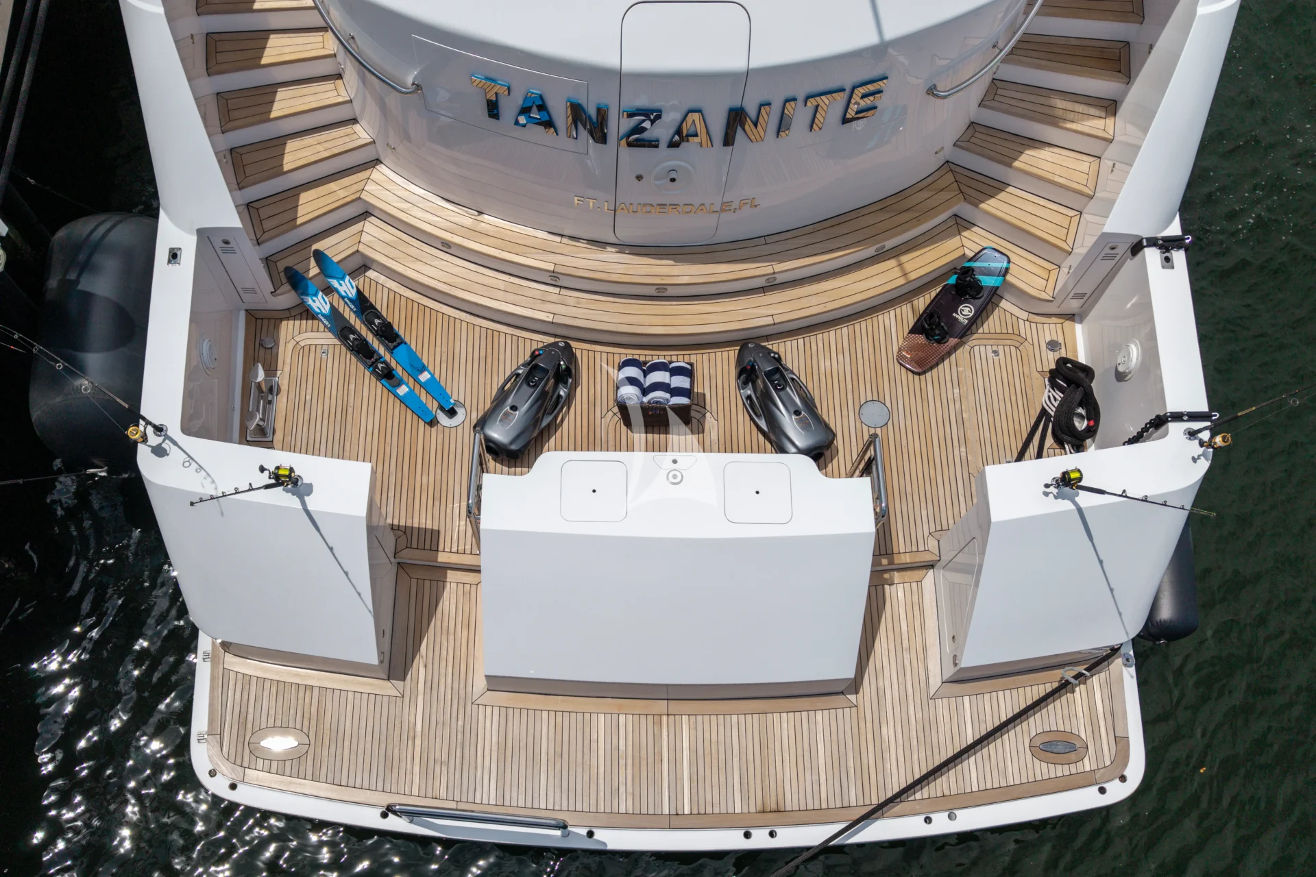 TANZANITE Charter Yacht