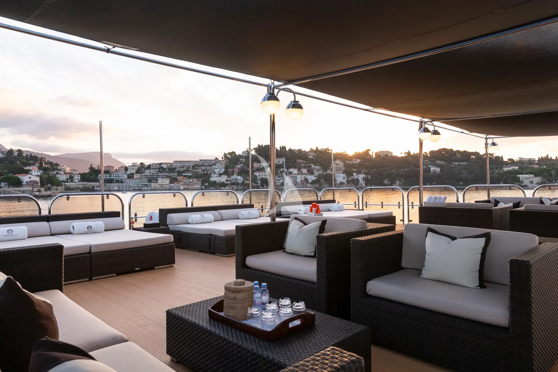 FORCE BLUE Charter Yacht