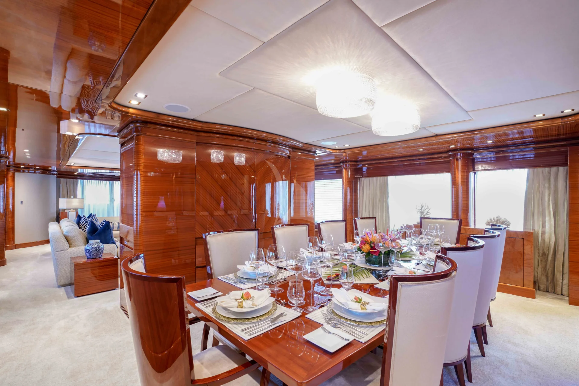 ASPEN ALTERNATIVE Charter Yacht