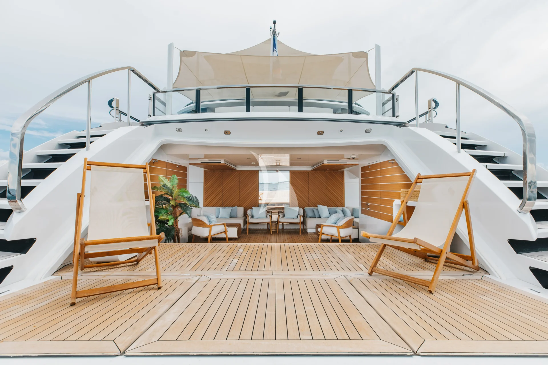 VELOCITY Charter Yacht