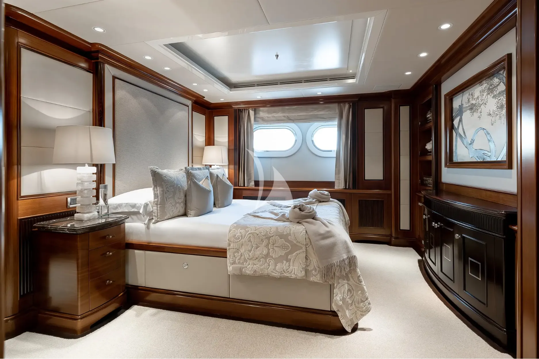 SEANNA Charter Yacht