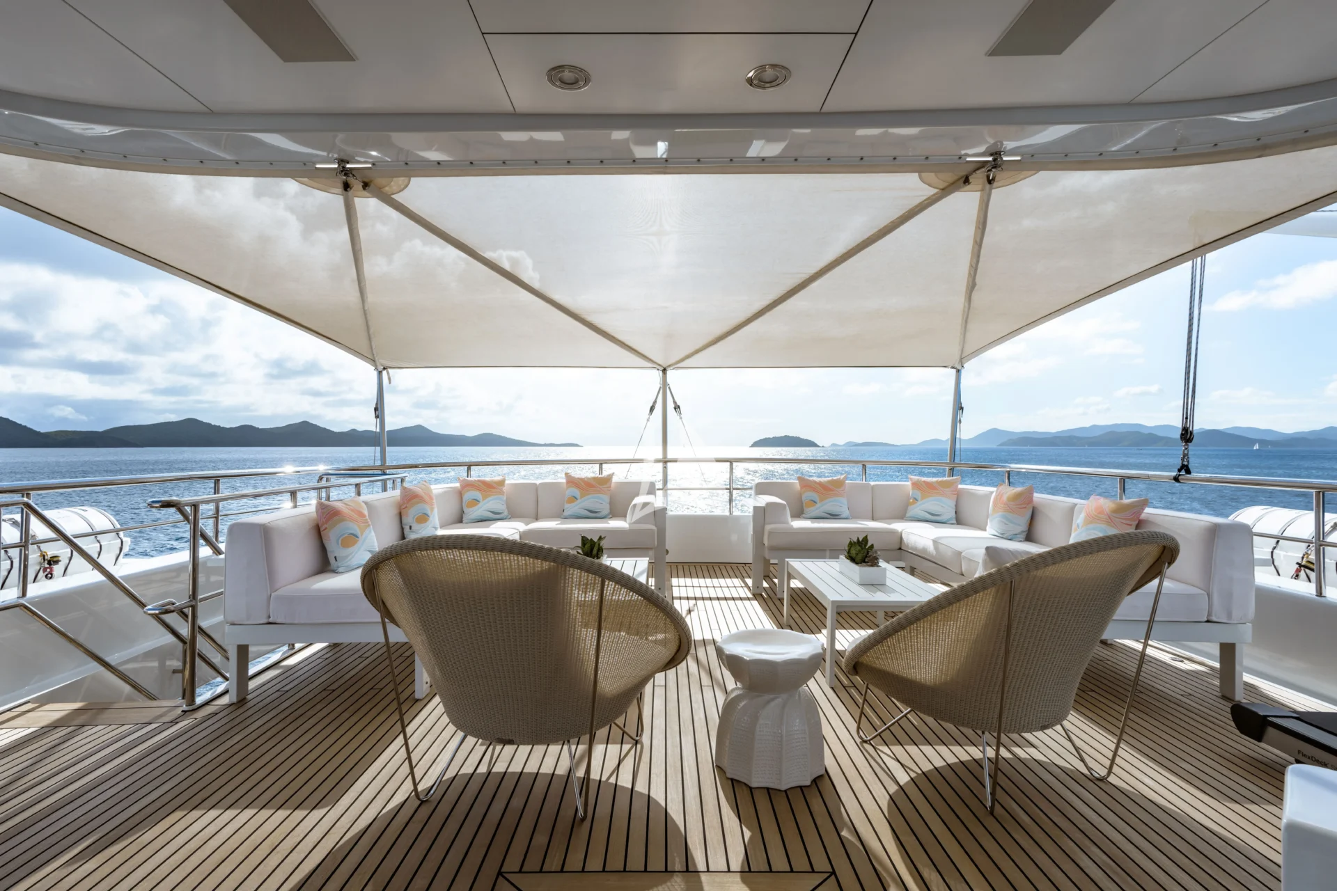 BELLA Charter Yacht