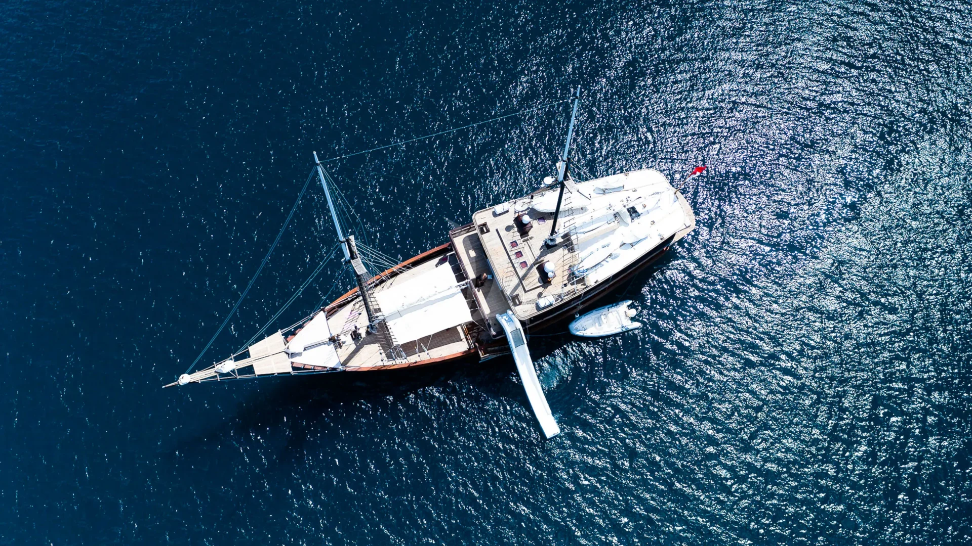 DUNIA BARU Charter Yacht