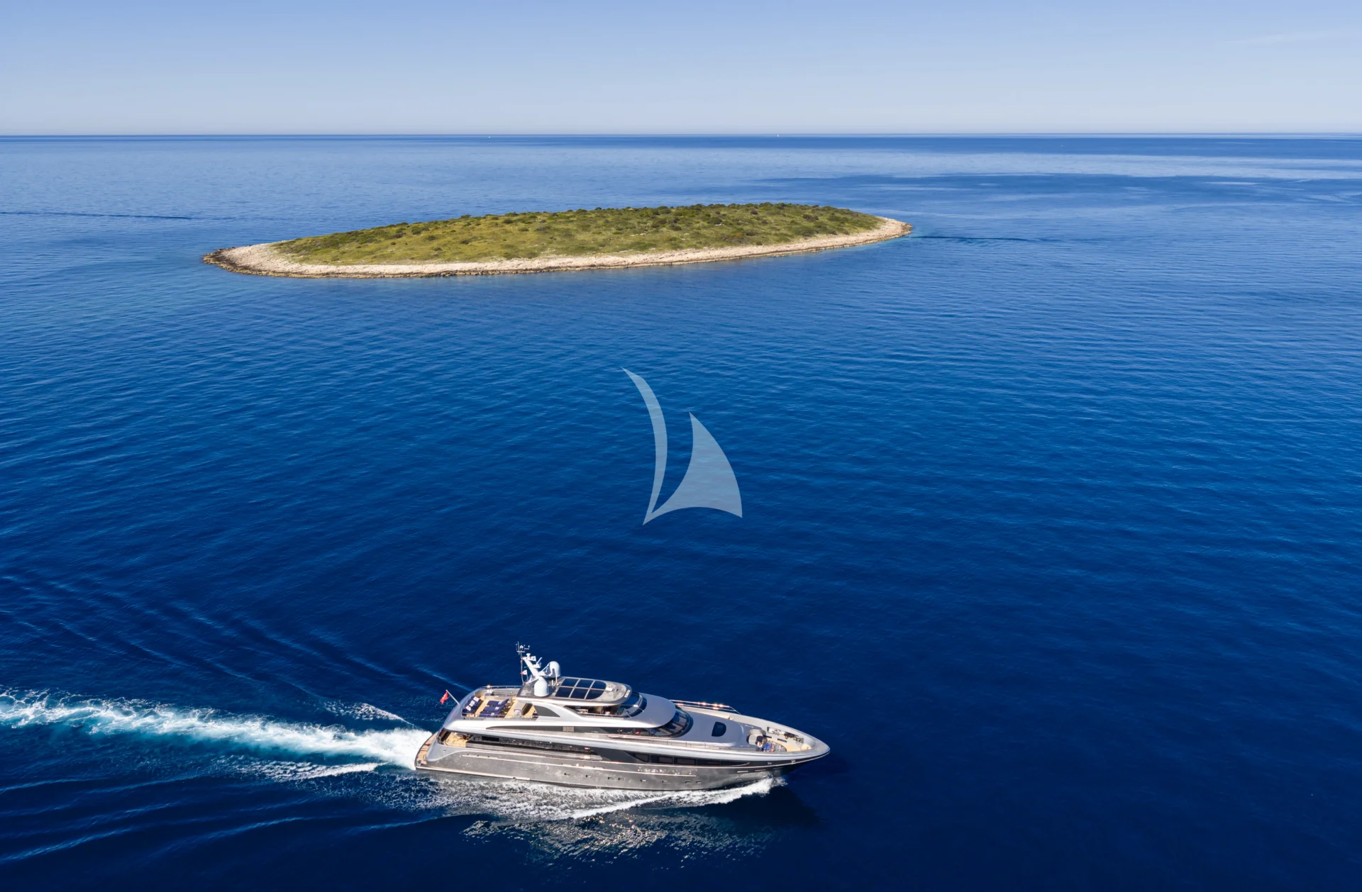 SMOOTH OPERATOR Charter Yacht