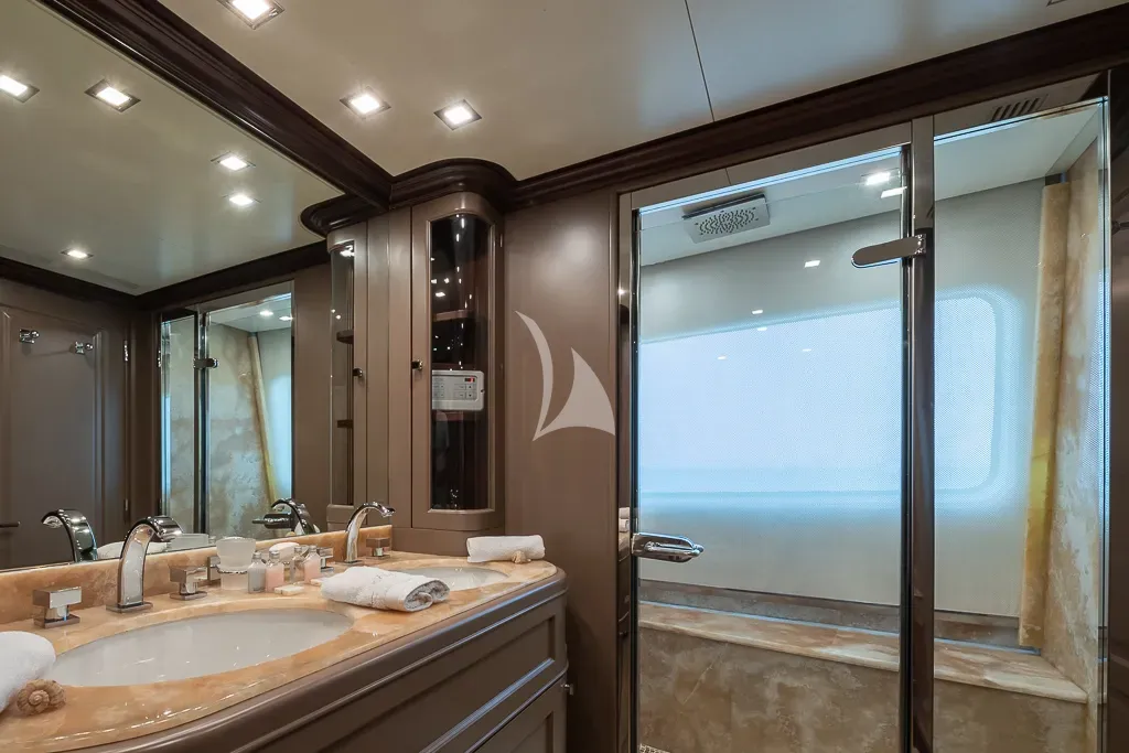 ELENA NUEVE Charter Yacht