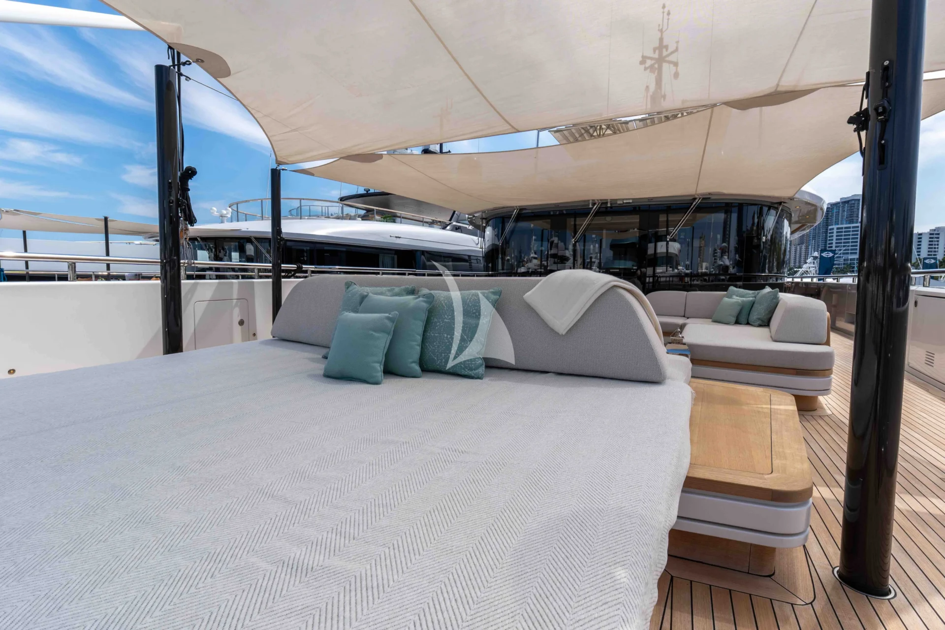 MINE GAMES Charter Yacht