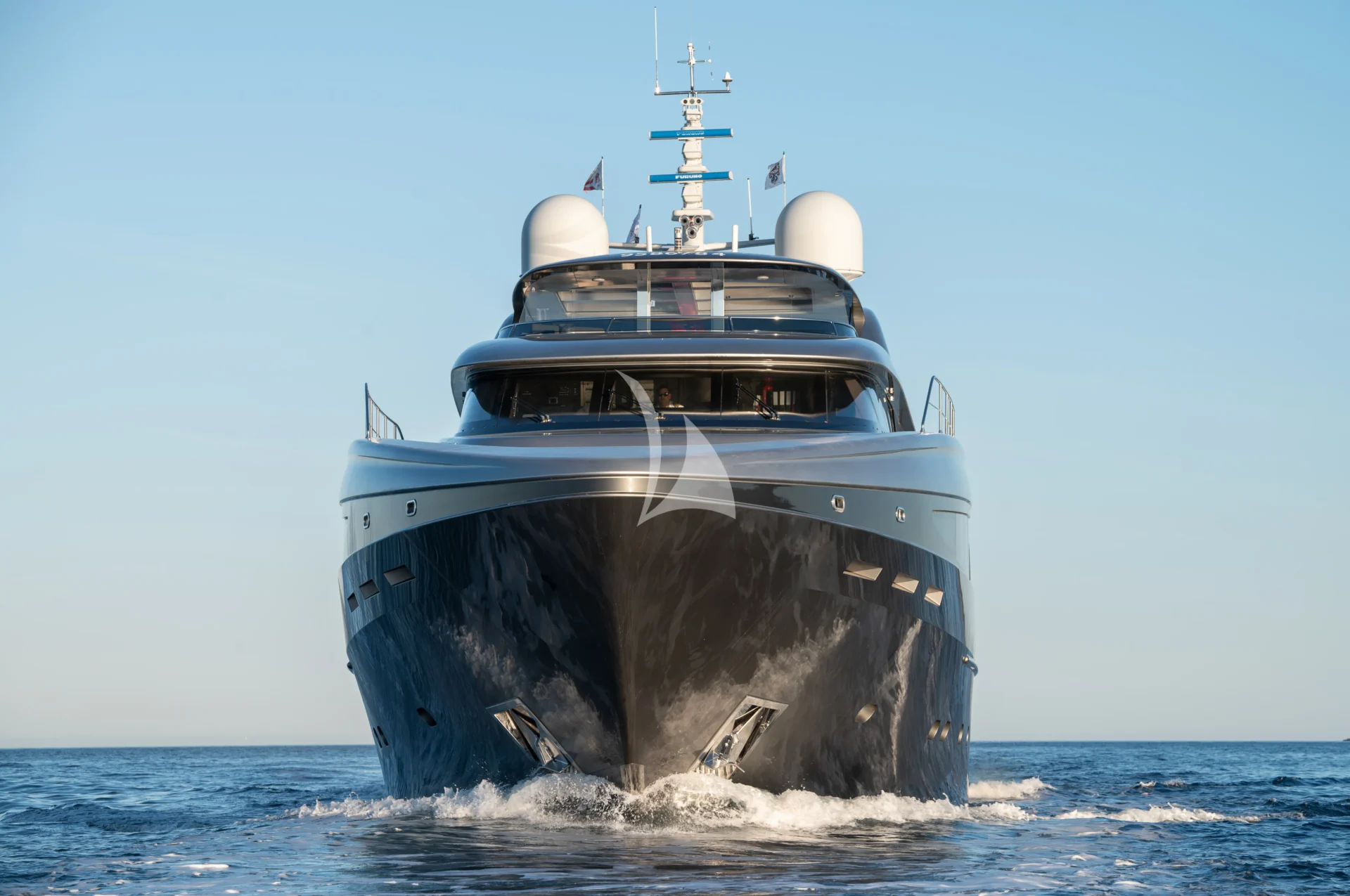 SMOOTH OPERATOR Charter Yacht