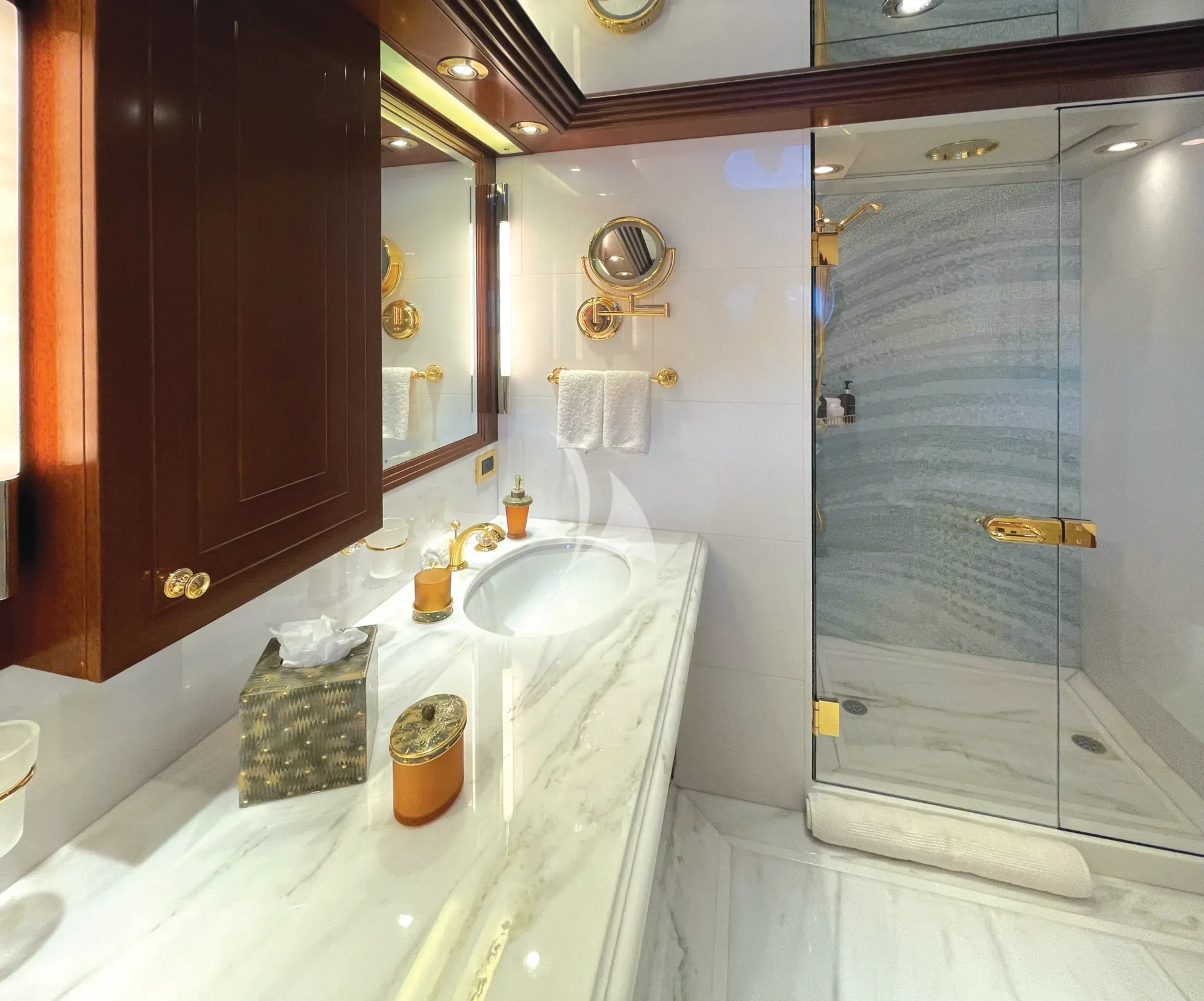 BLUE MOON Charter Yacht