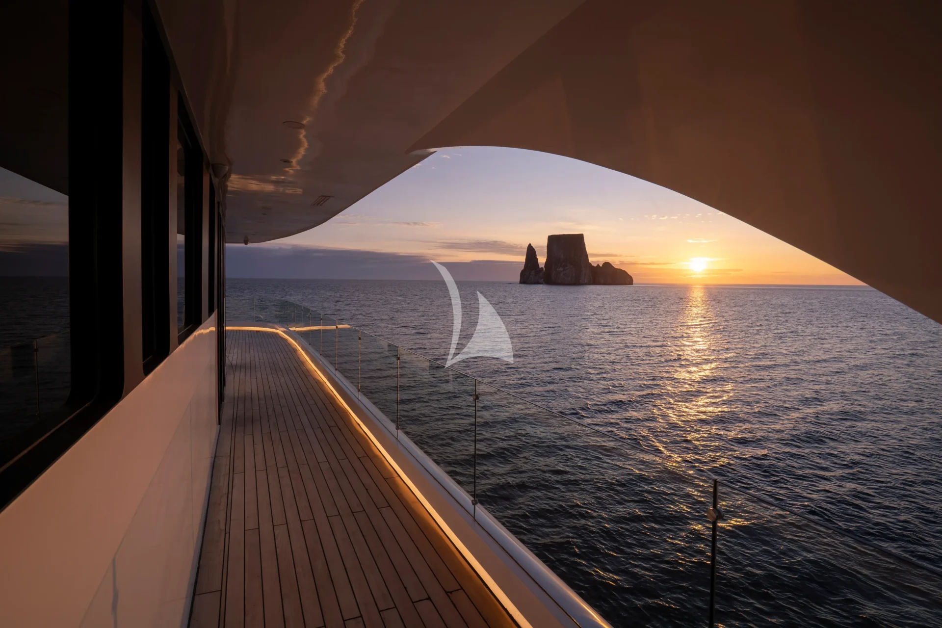 HERMES Charter Yacht