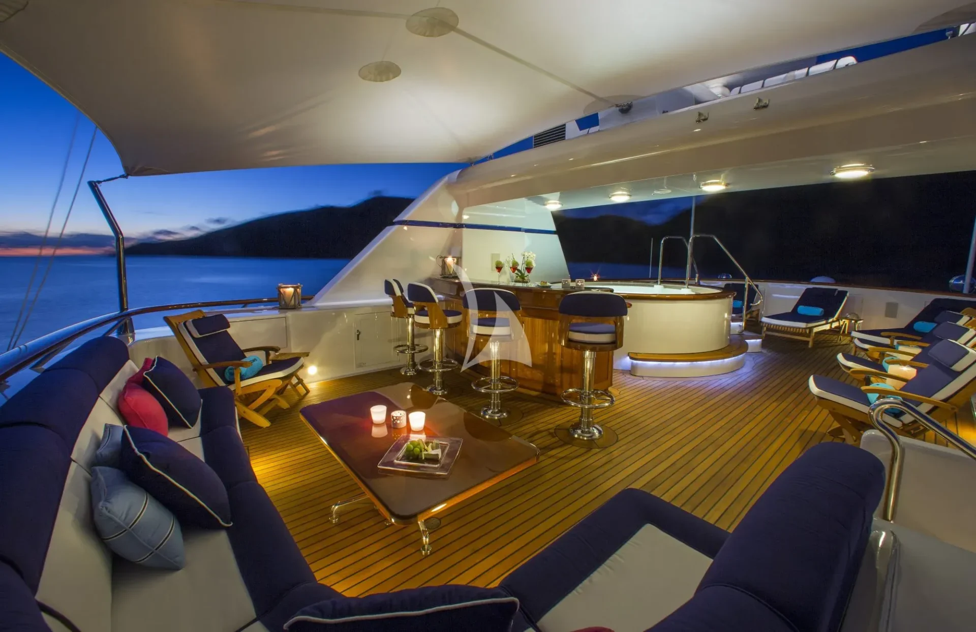 TELEOST Charter Yacht