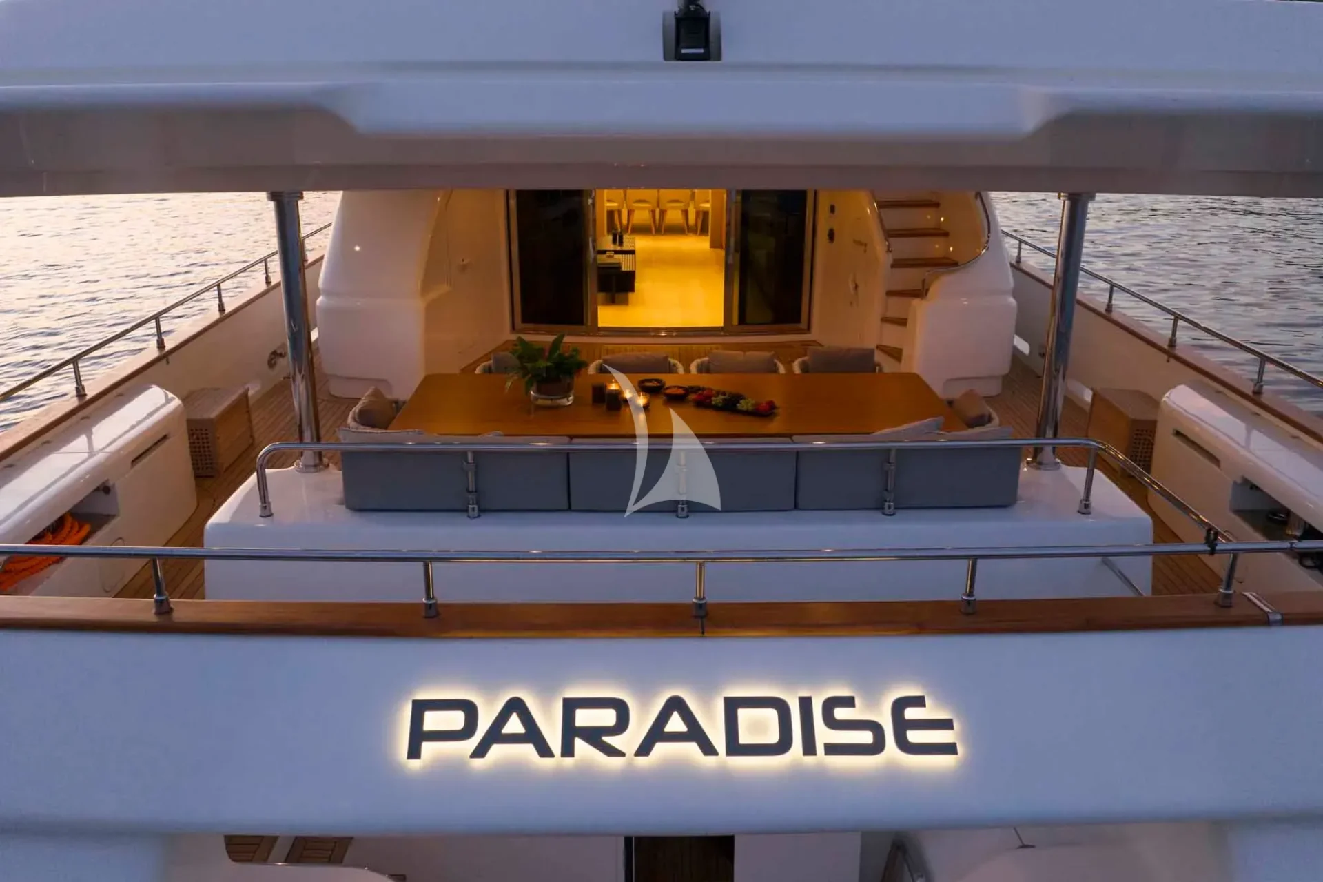 PARADISE Charter Yacht