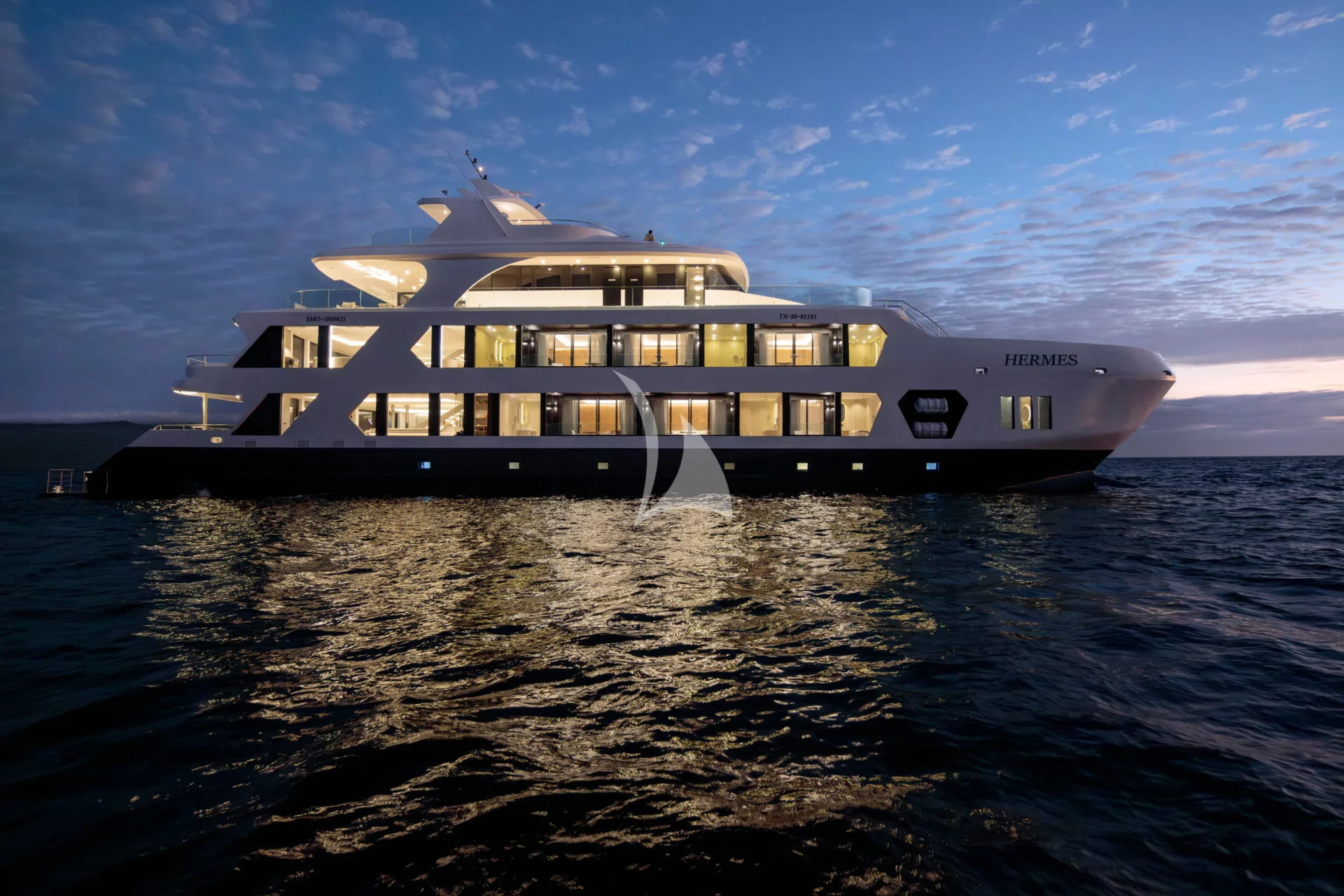 HERMES Charter Yacht