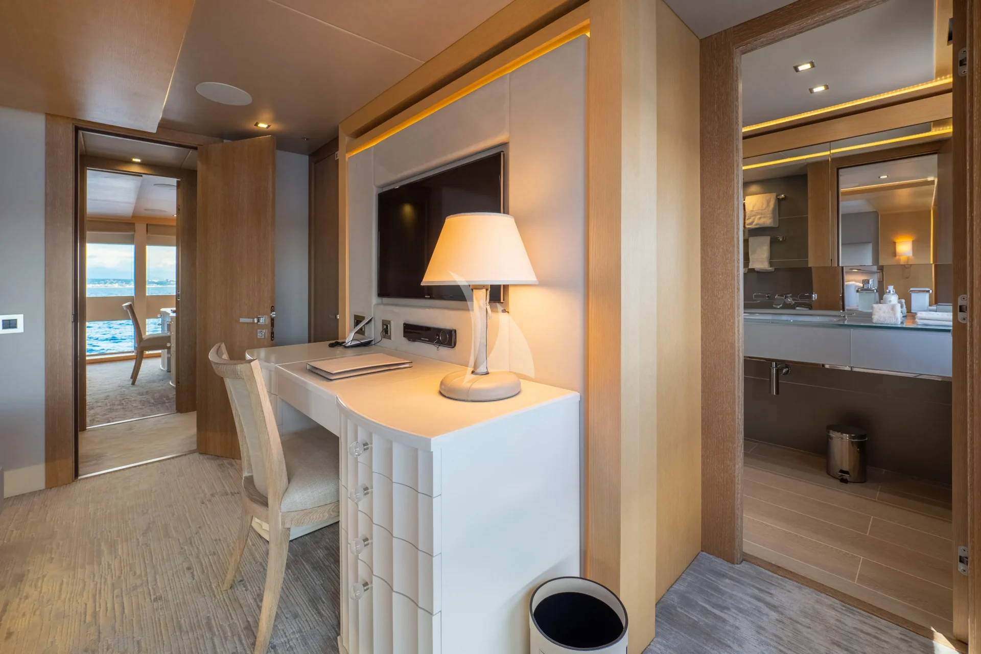 ARADOS Charter Yacht