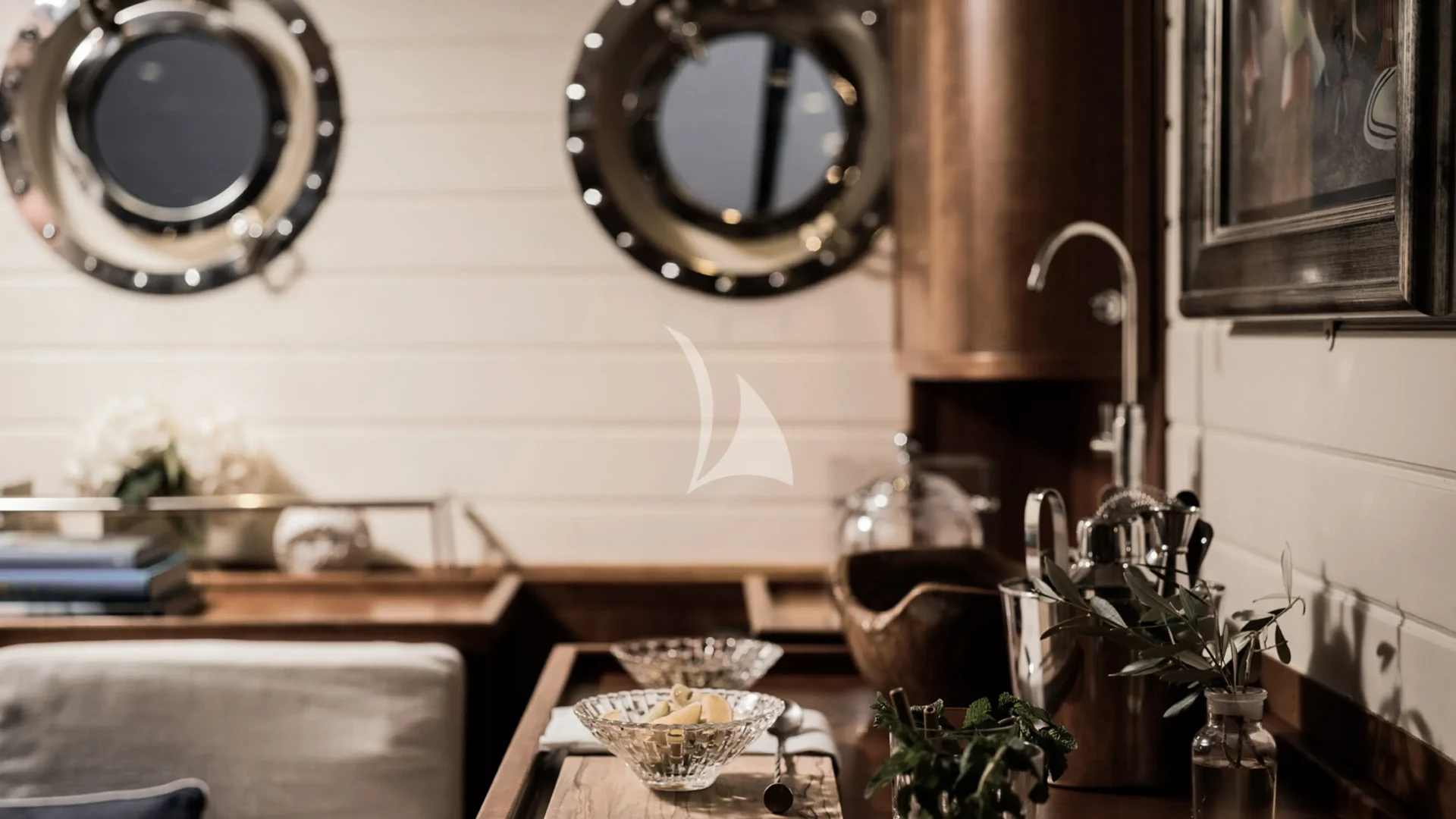 ALEXA OF LONDON Charter Yacht