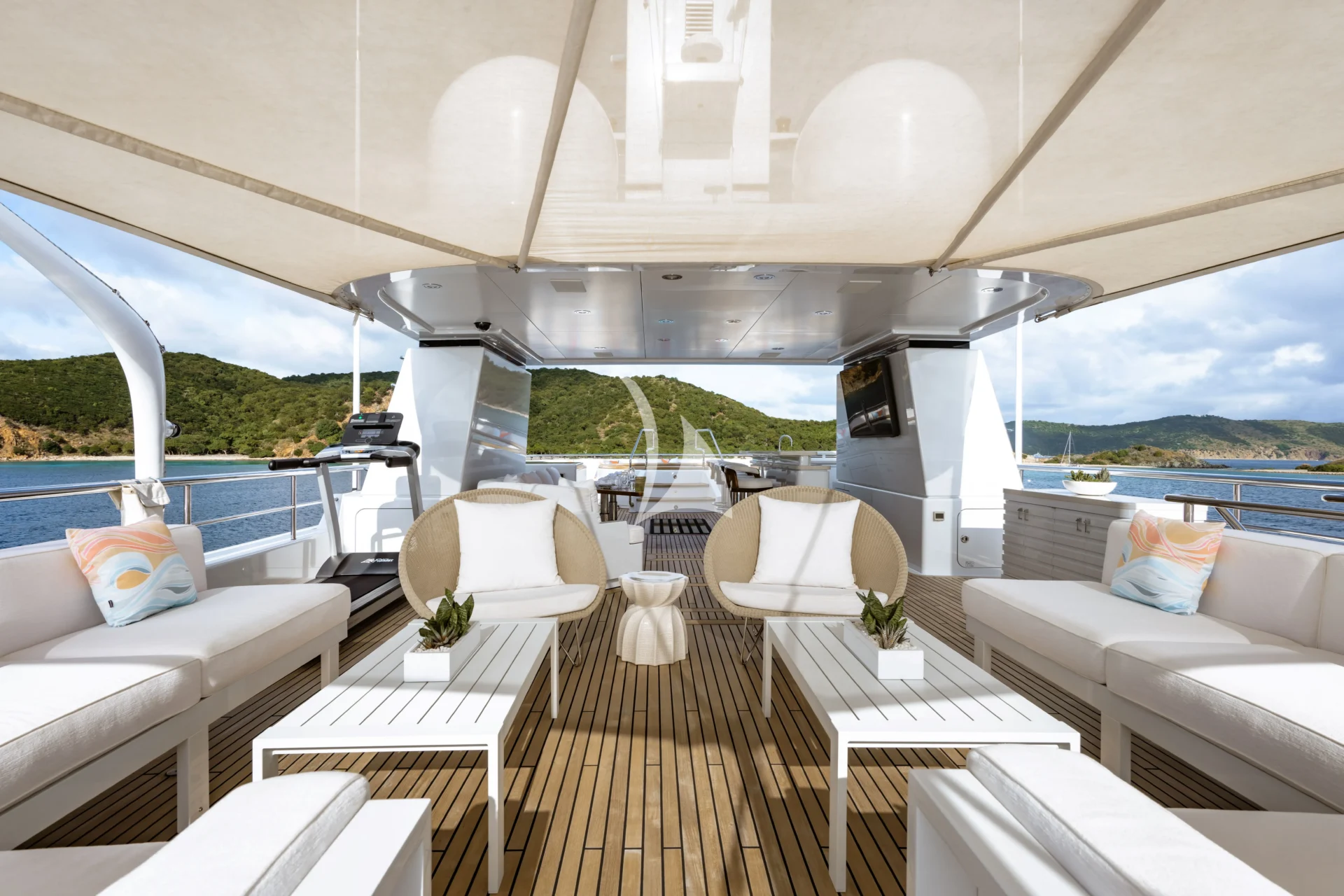 BELLA Charter Yacht