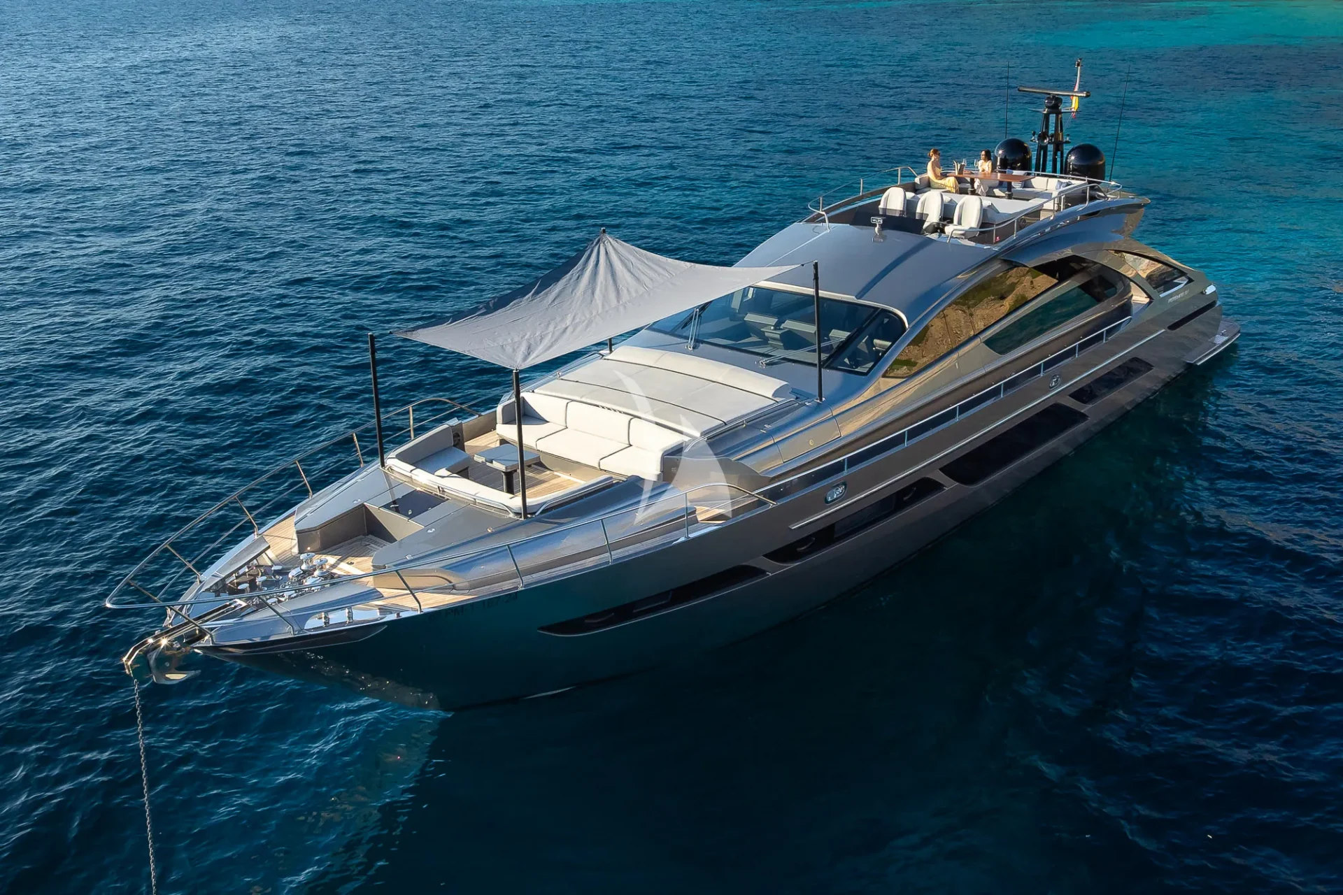 EL MACANN Charter Yacht